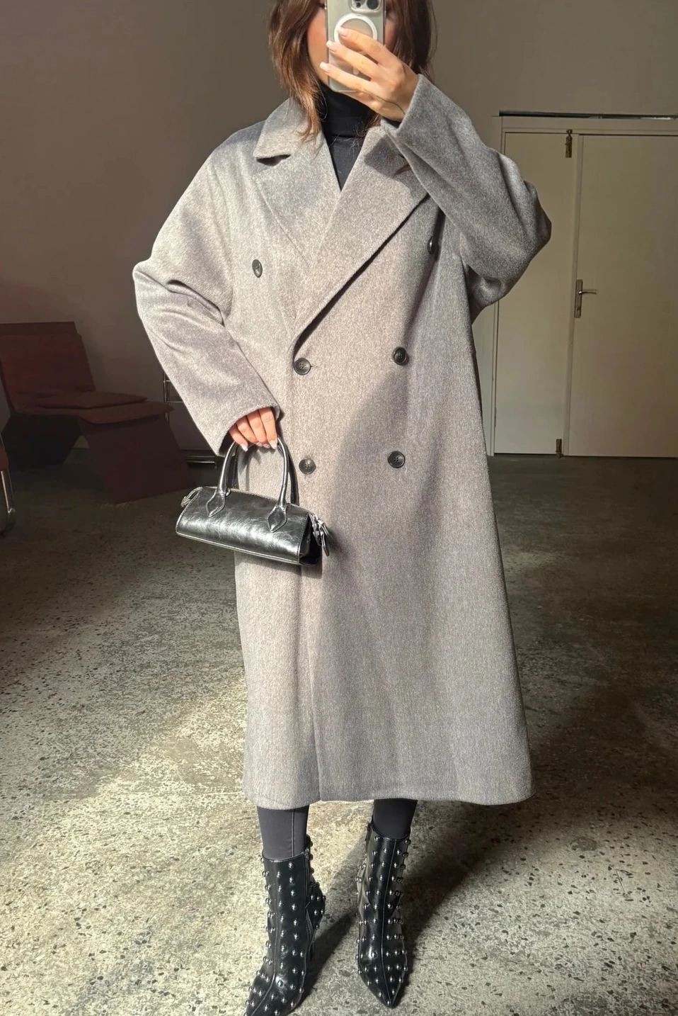 Kaşe, Kırçıllı Uzun Antrasit Kaban