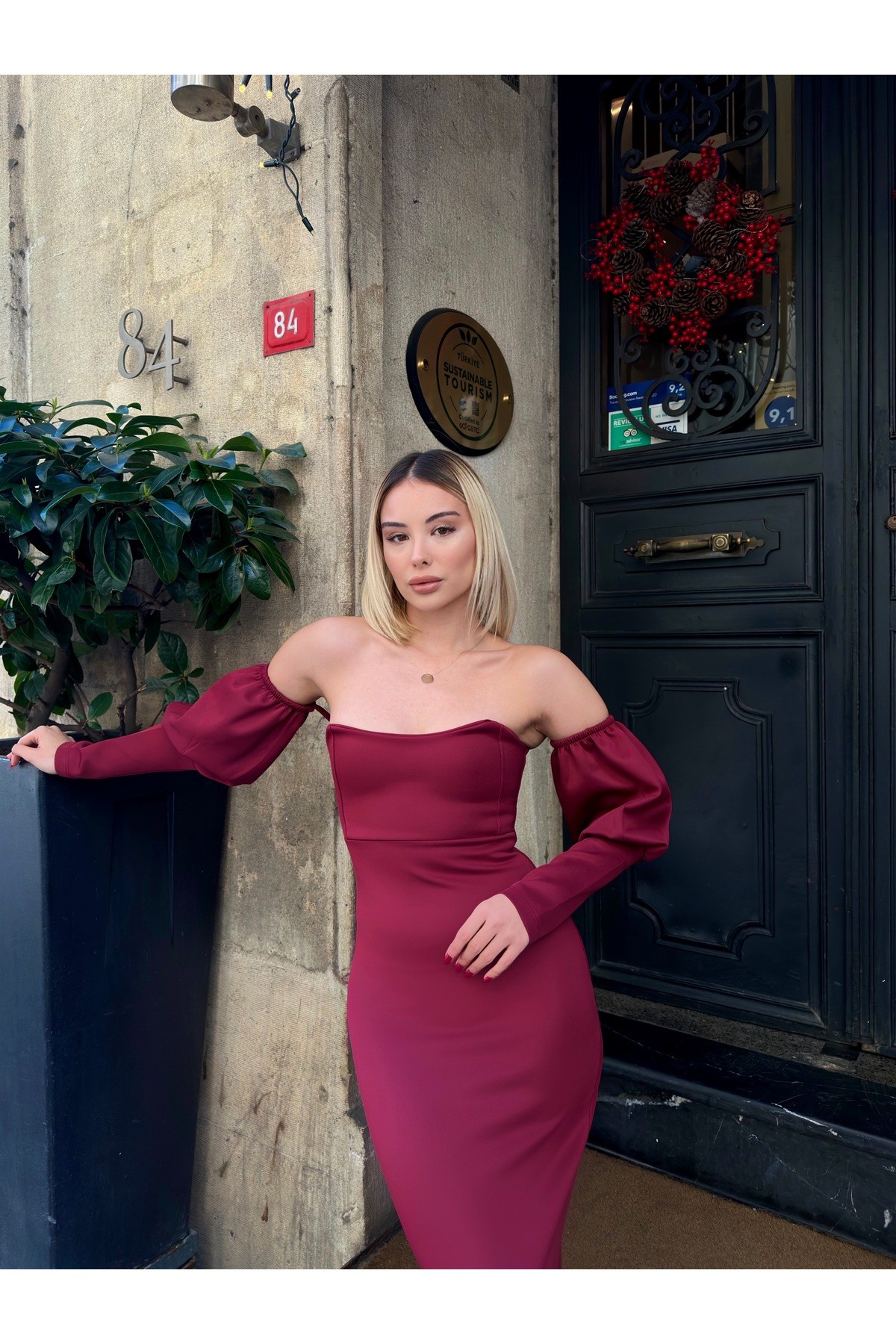 Balon Kol Midi Omzu Açık Elbise