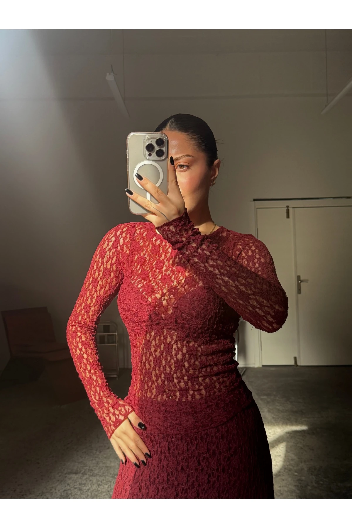 Dantelli Transparan Uzun Kol Esnek Bluz