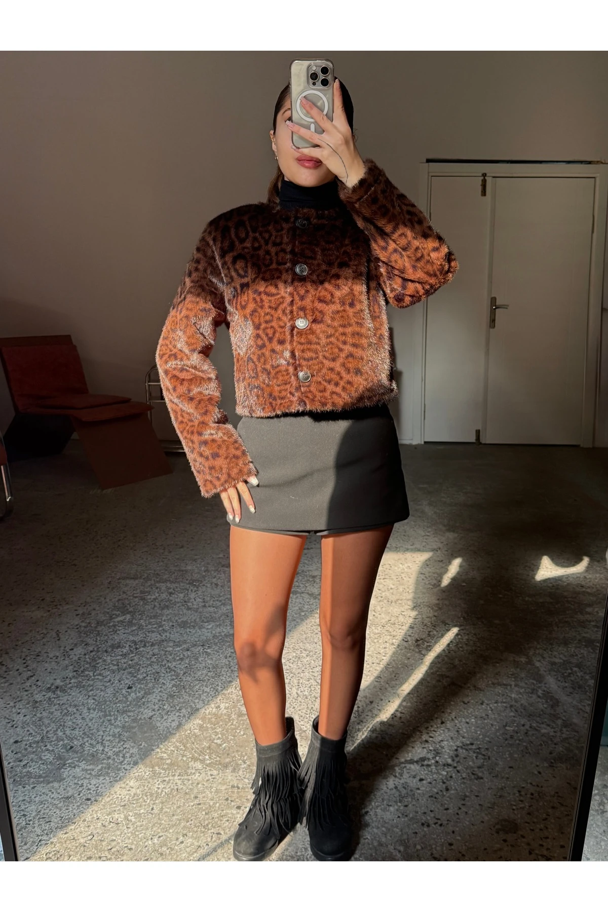 Süet Astarlı, Leopar Desen Kısa Kürklü Ceket