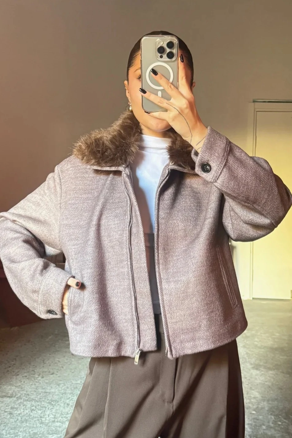 Yünlü, Yakası Çıkarılabilir Kürklü Fermuarlı Mont