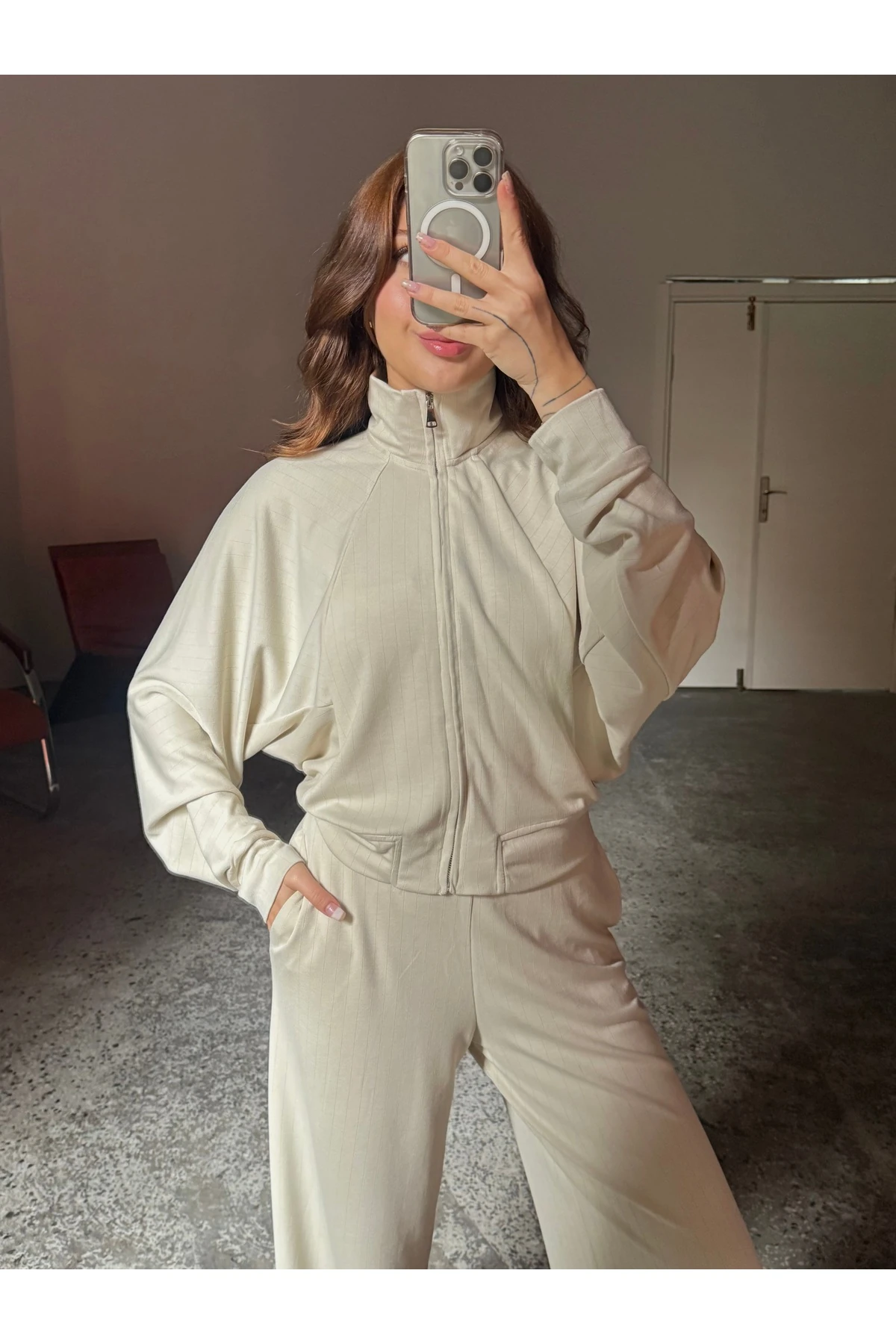 Pamuk Dik Yaka Yarasa Kollu Hırka-Pantolon Takım