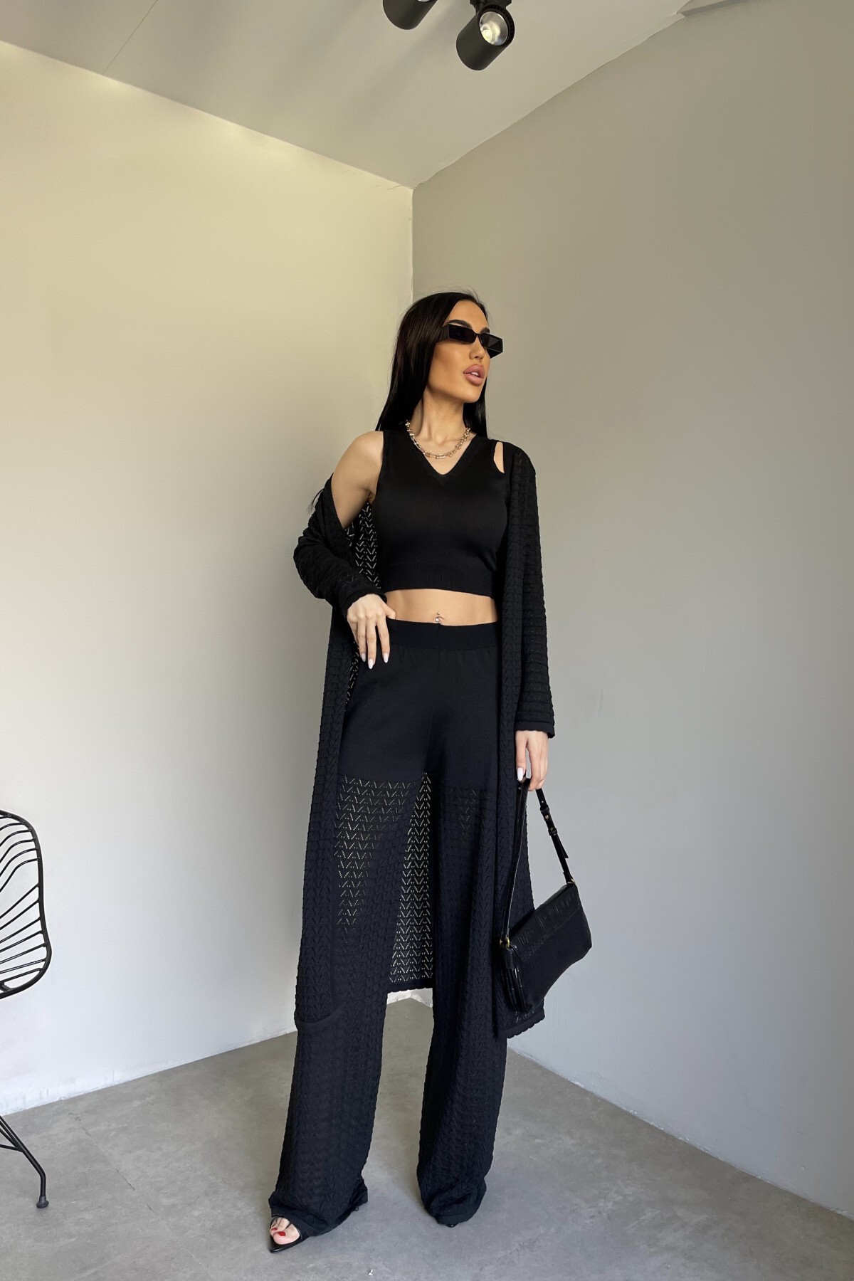 Beyaz Hırka Pantolon Crop Bluz Üçlü Kadın Takım