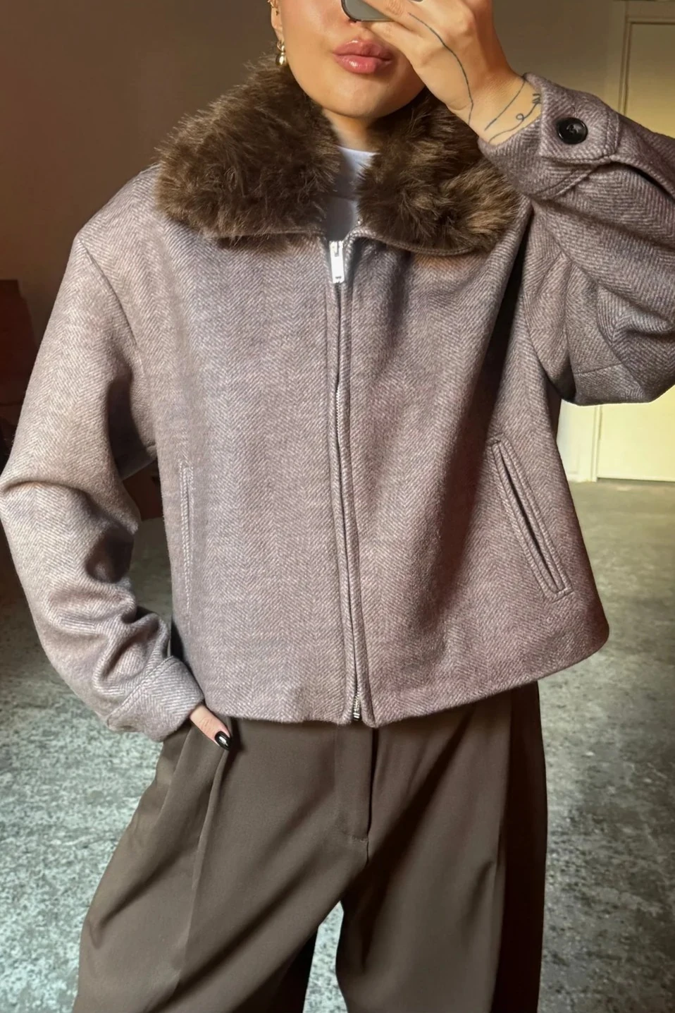 Yünlü, Yakası Çıkarılabilir Kürklü Fermuarlı Mont