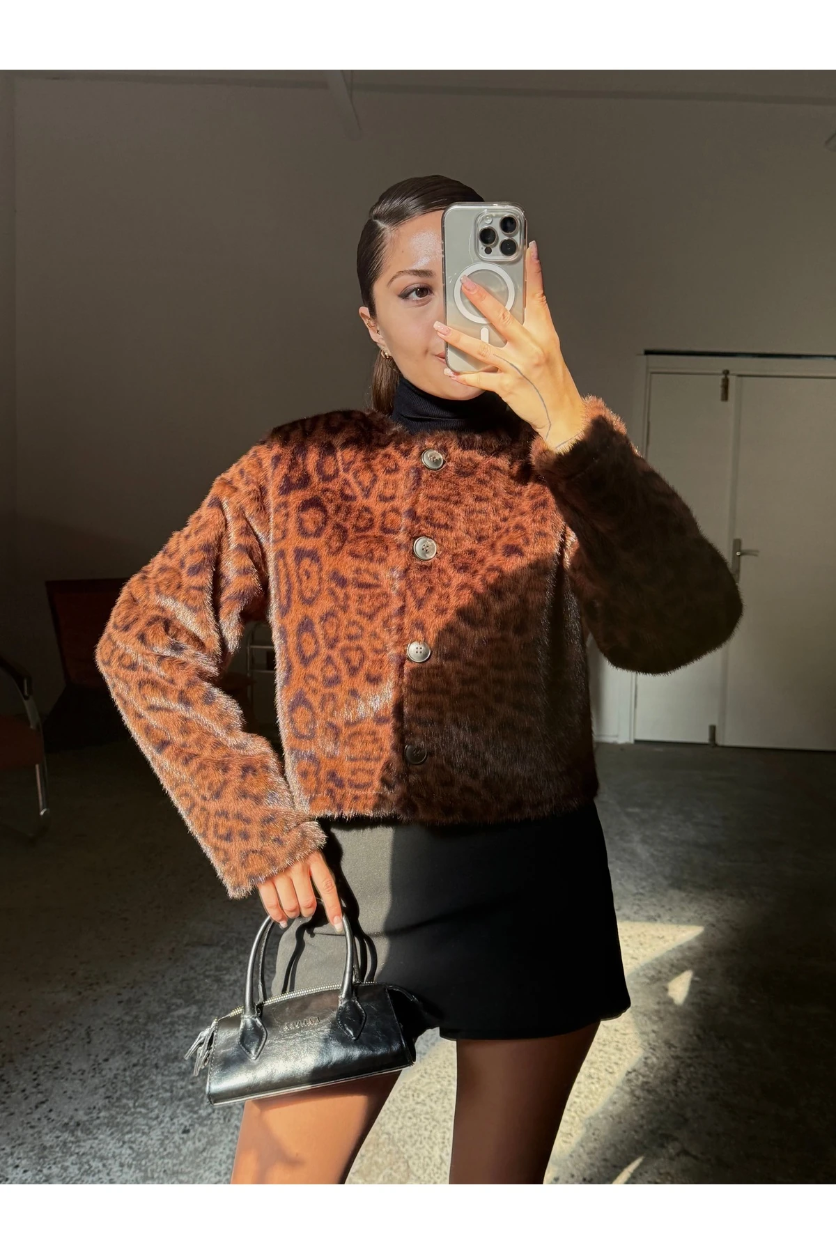 Süet Astarlı, Leopar Desen Kısa Kürklü Ceket