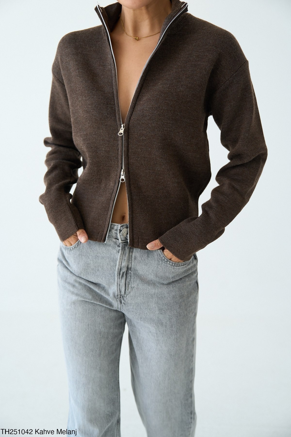 Fermuar Detaylı Cut Out Hırka