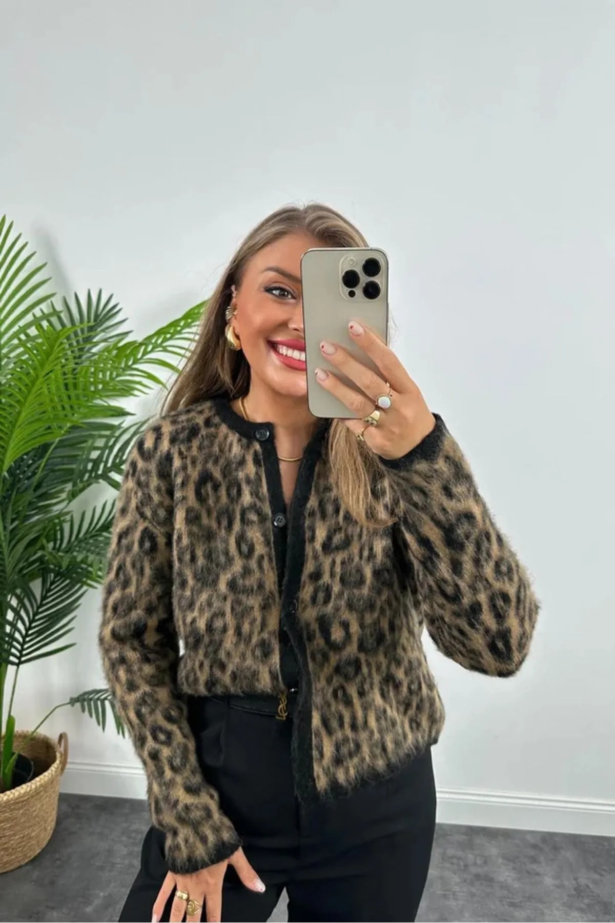 Leopar Desen Hırka Yumoş Triko Düğmeli,