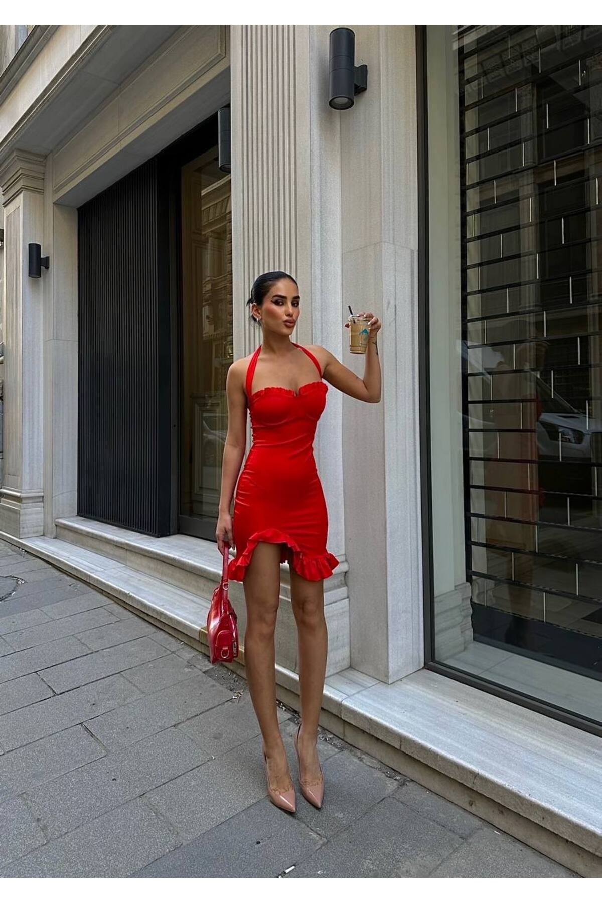 Italyan Fırfır Detaylı Boyundan Bağlamalı Mini Elbise