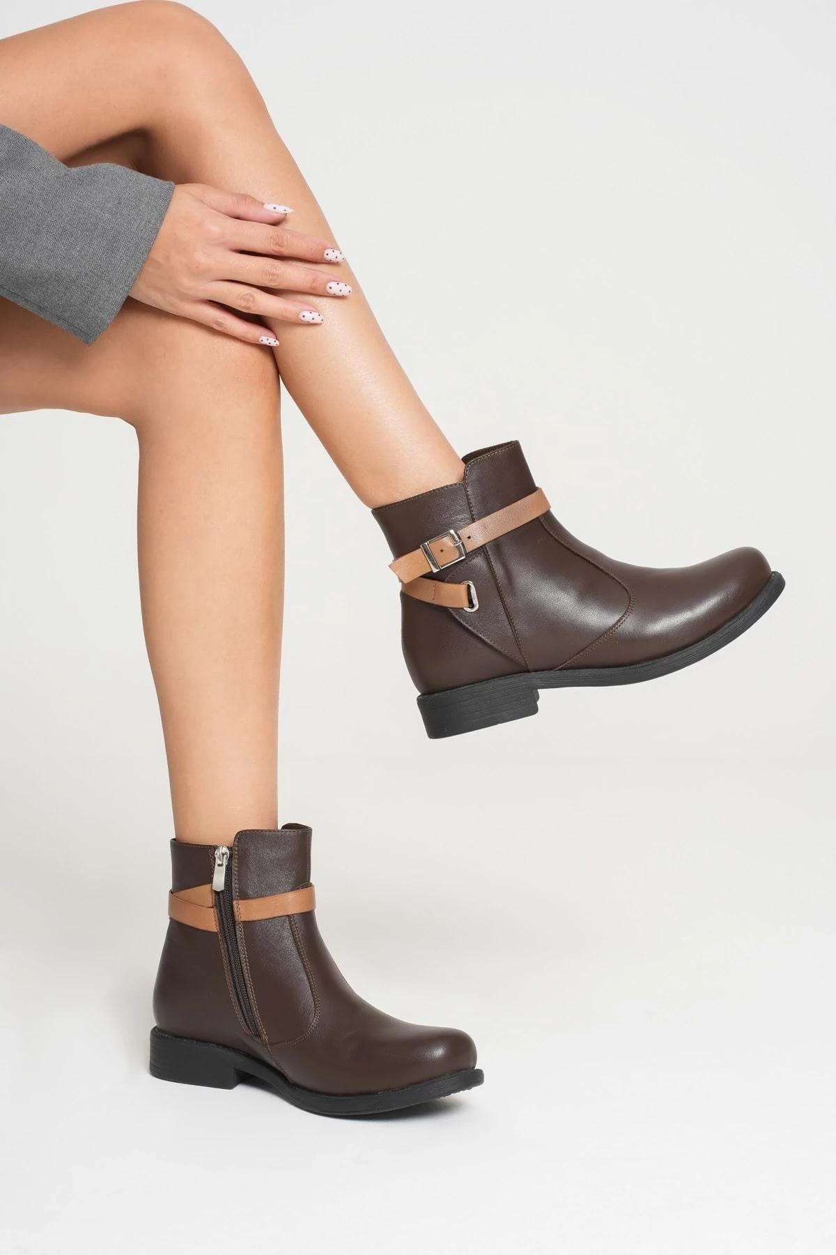 Kadın Hakiki Deri Kemerli Günlük Bot - Kahve