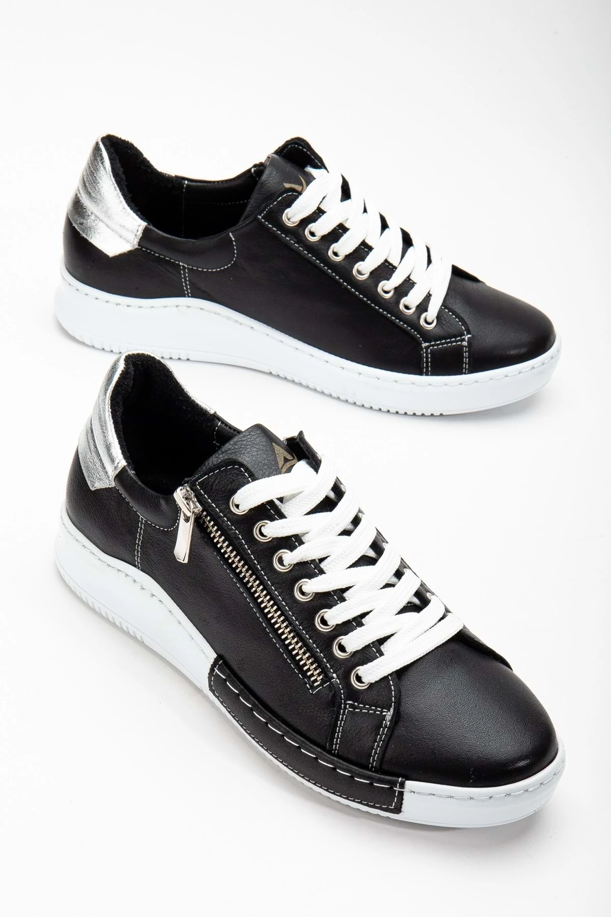 Kadın Hakiki Deri Fermuarlı Spor Ayakkabı - SİYAH/GÜMÜŞ