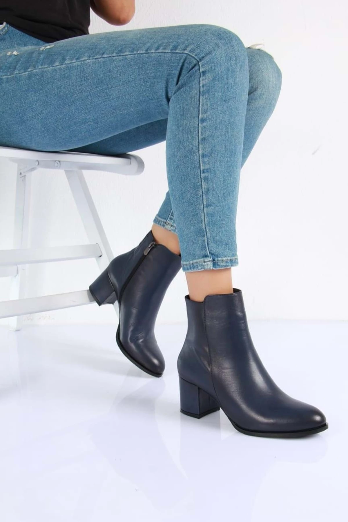 Kadın Hakiki Deri Günlük Topuklu Bot - LACİVERT