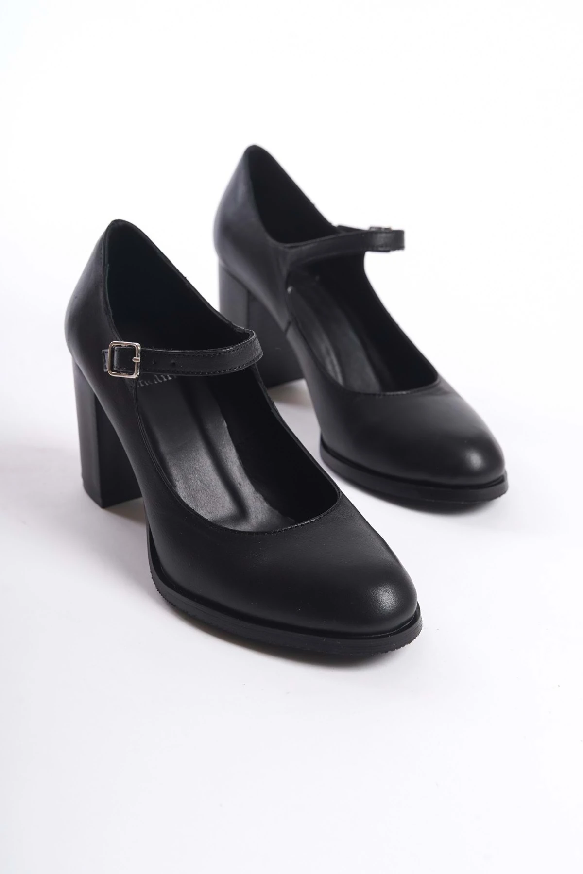 Kadın Hakiki Deri Bantlı Topuklu Ayakkabı - SİYAH