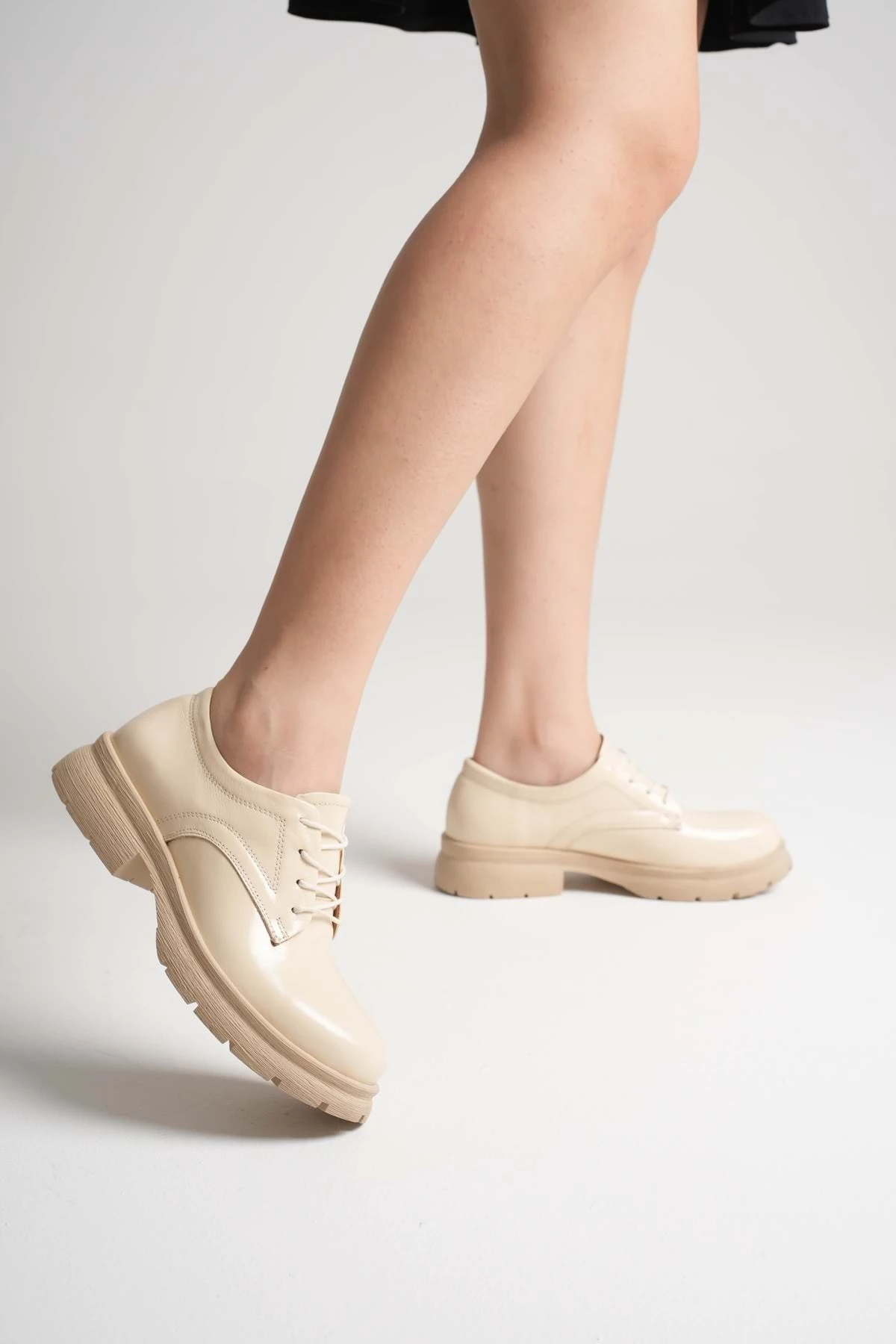 Kadın Hakiki Deri Bağcıklı Oxford Ayakkabı - BEJ RUGAN