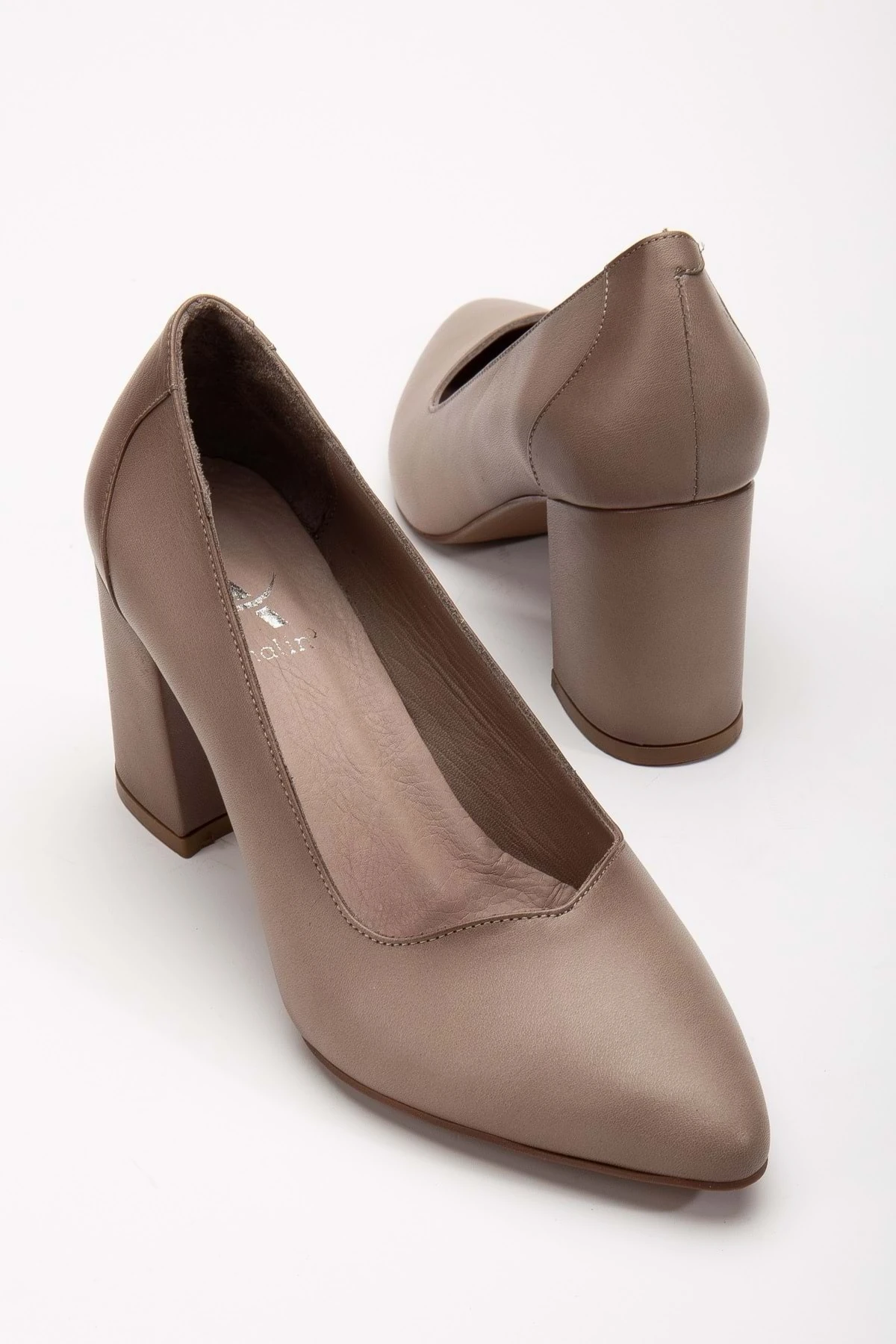 Kadın Hakiki Deri Klasik Kalın Topuklu Ayakkabı - TAŞ