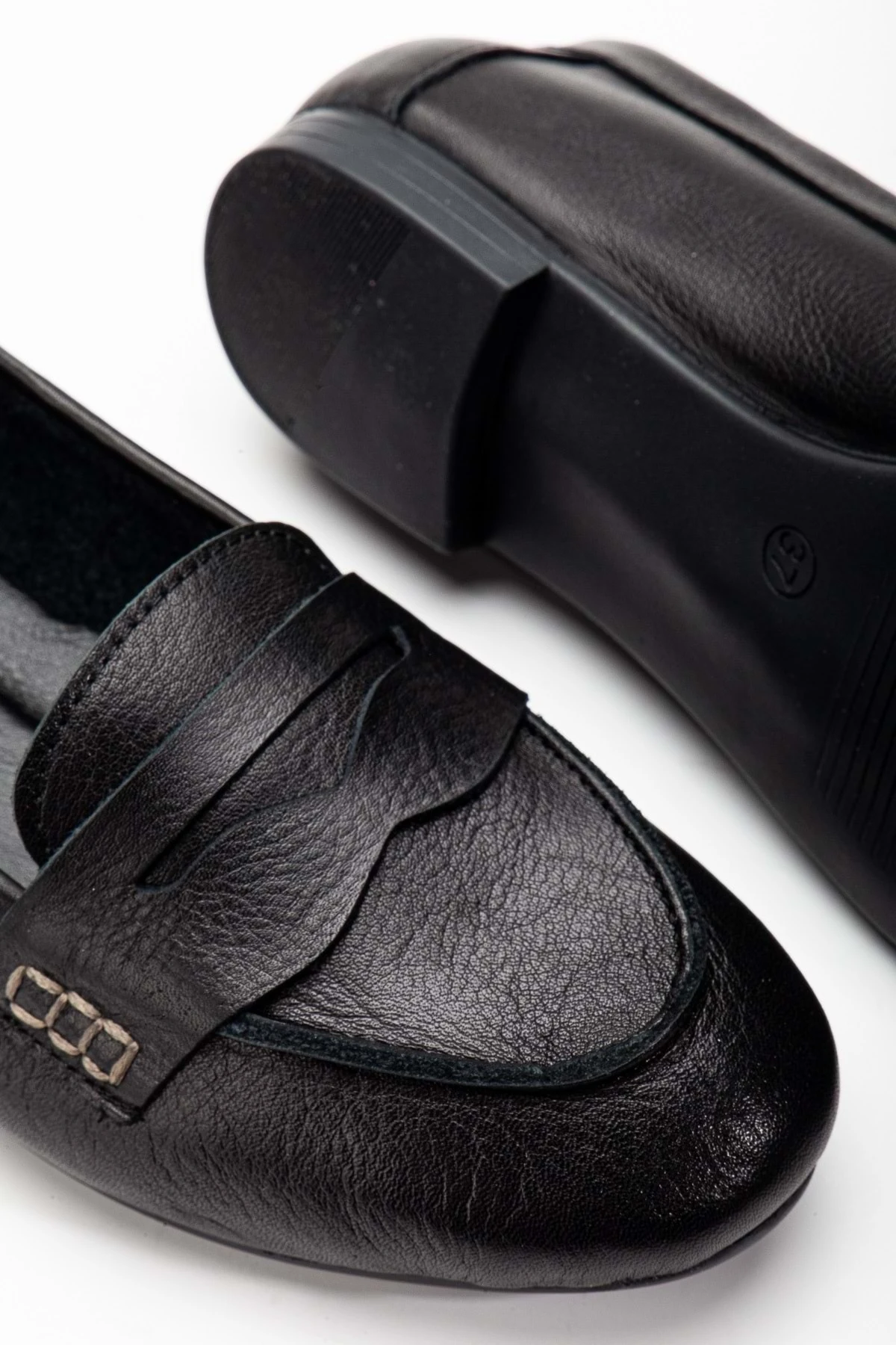 Kadın Hakiki Deri Saraçlı Rahat Babet - SİYAH