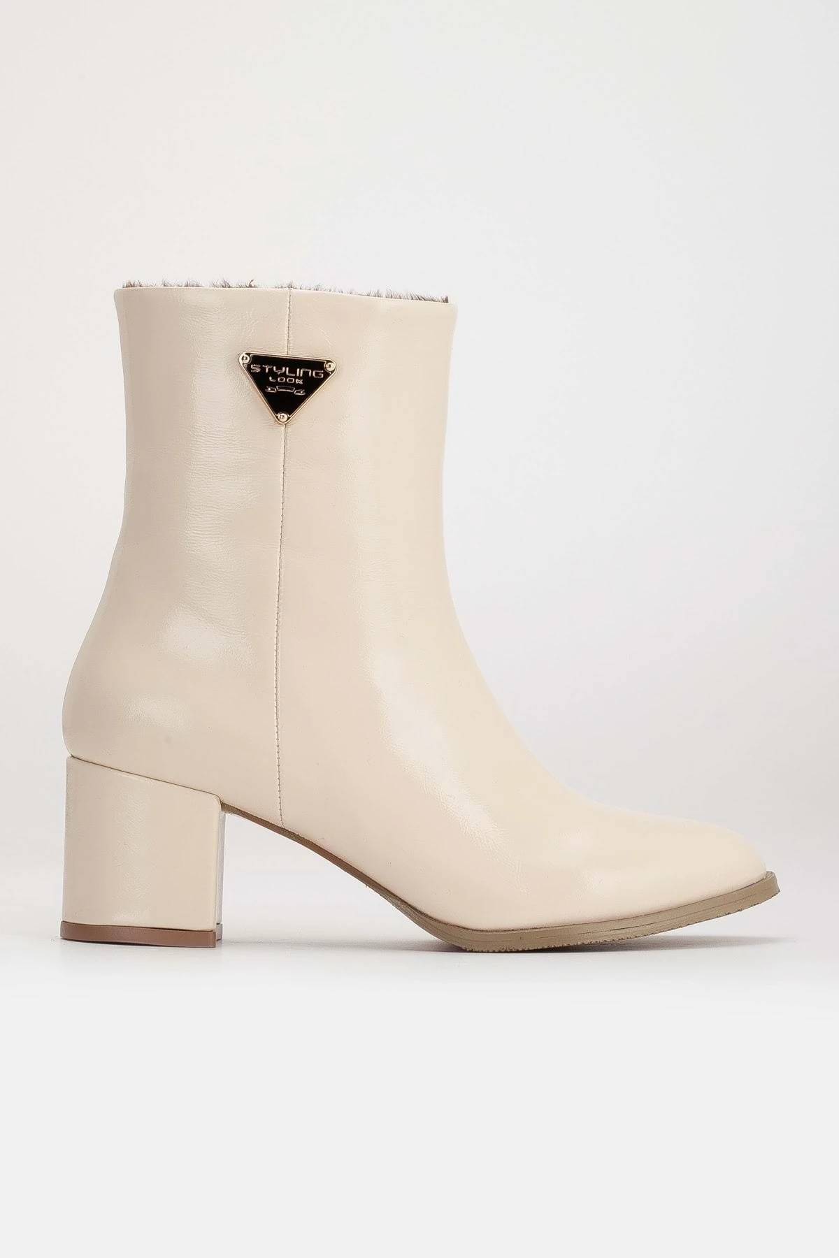 Kadın Hakiki Deri Aksesuarlı Topuklu Bot