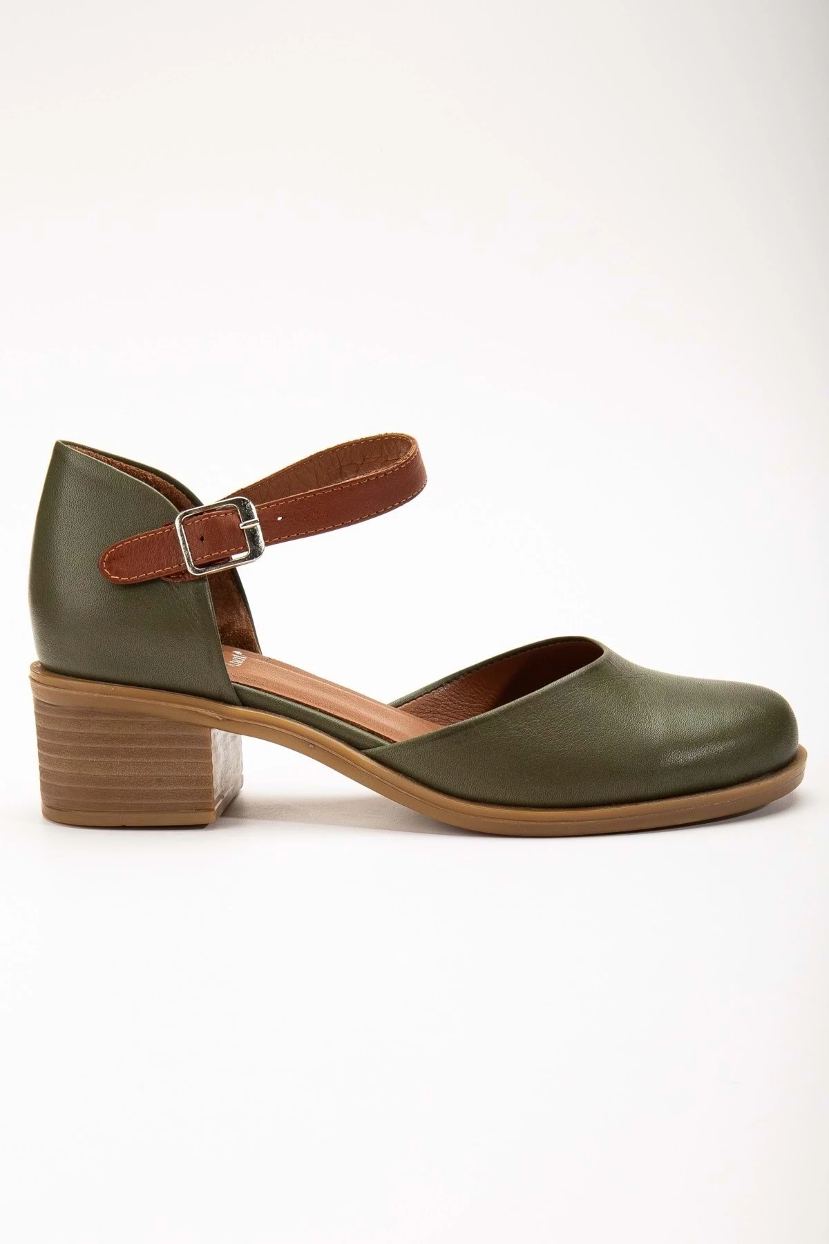 Kadın Hakiki Deri Burnu Kapalı Bilekten Bağlı Sandalet