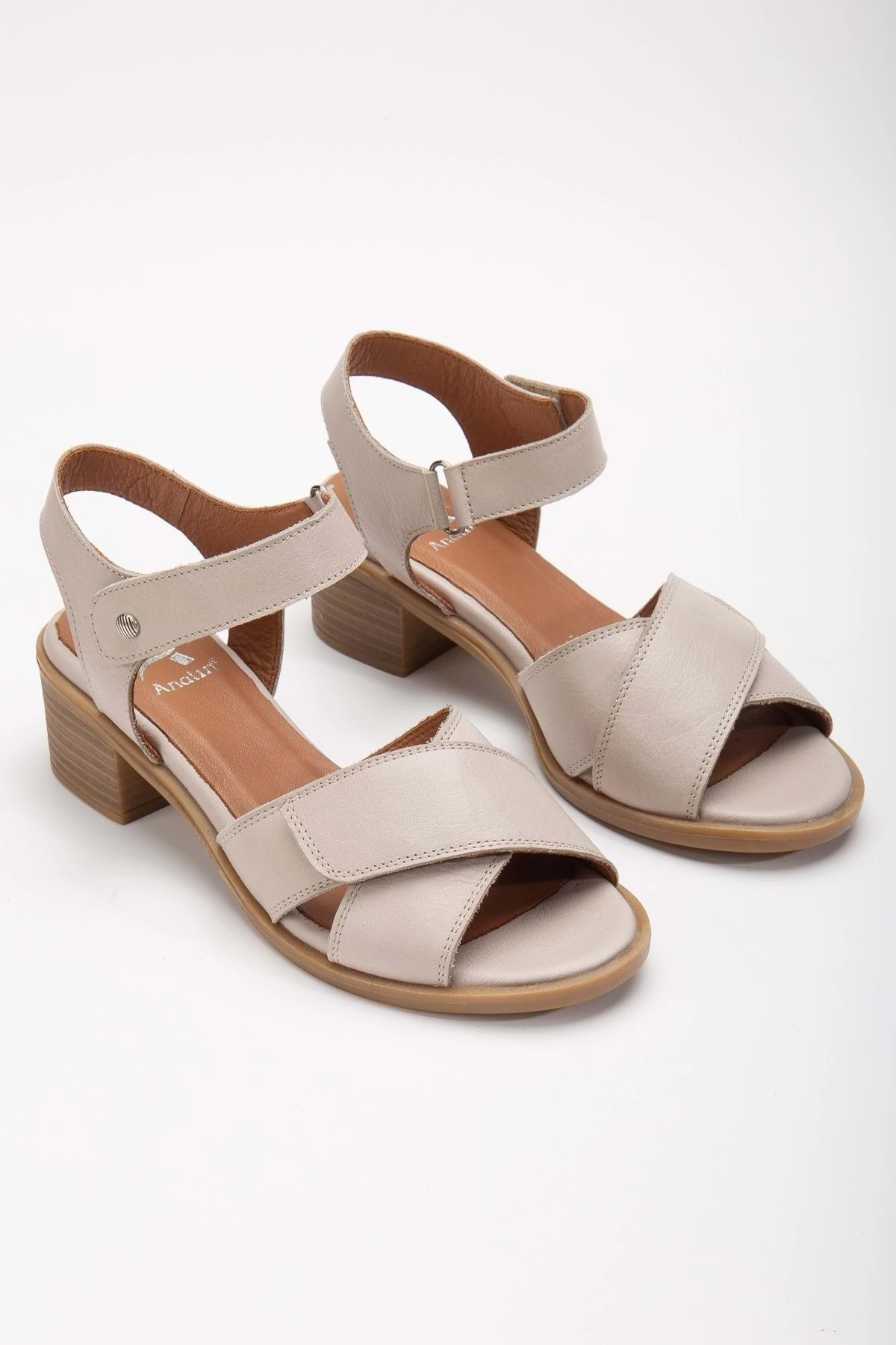 Kadın Hakiki Deri Cırtlı Önü Çapraz Sandalet