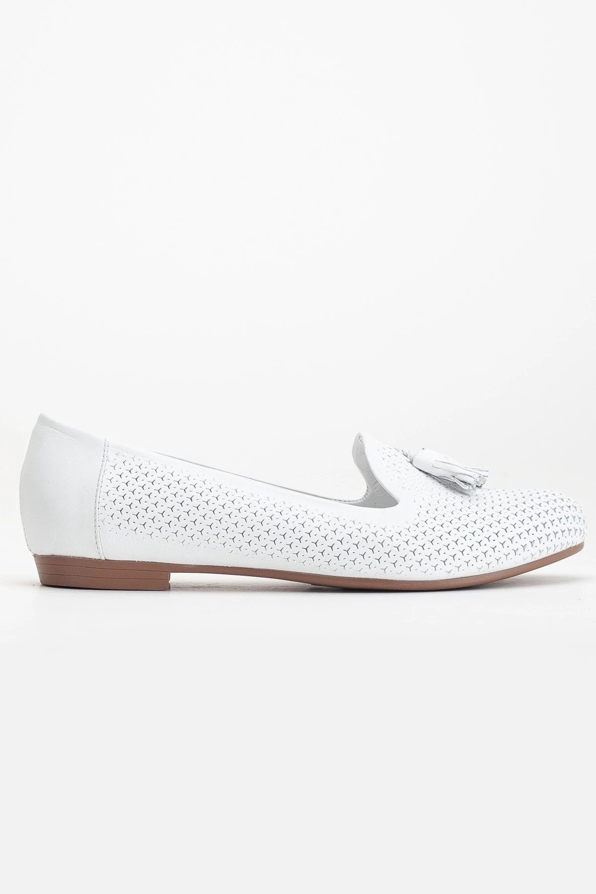 Kadın Hakiki Deri Baskılı Püsküllü Babet - BEYAZ