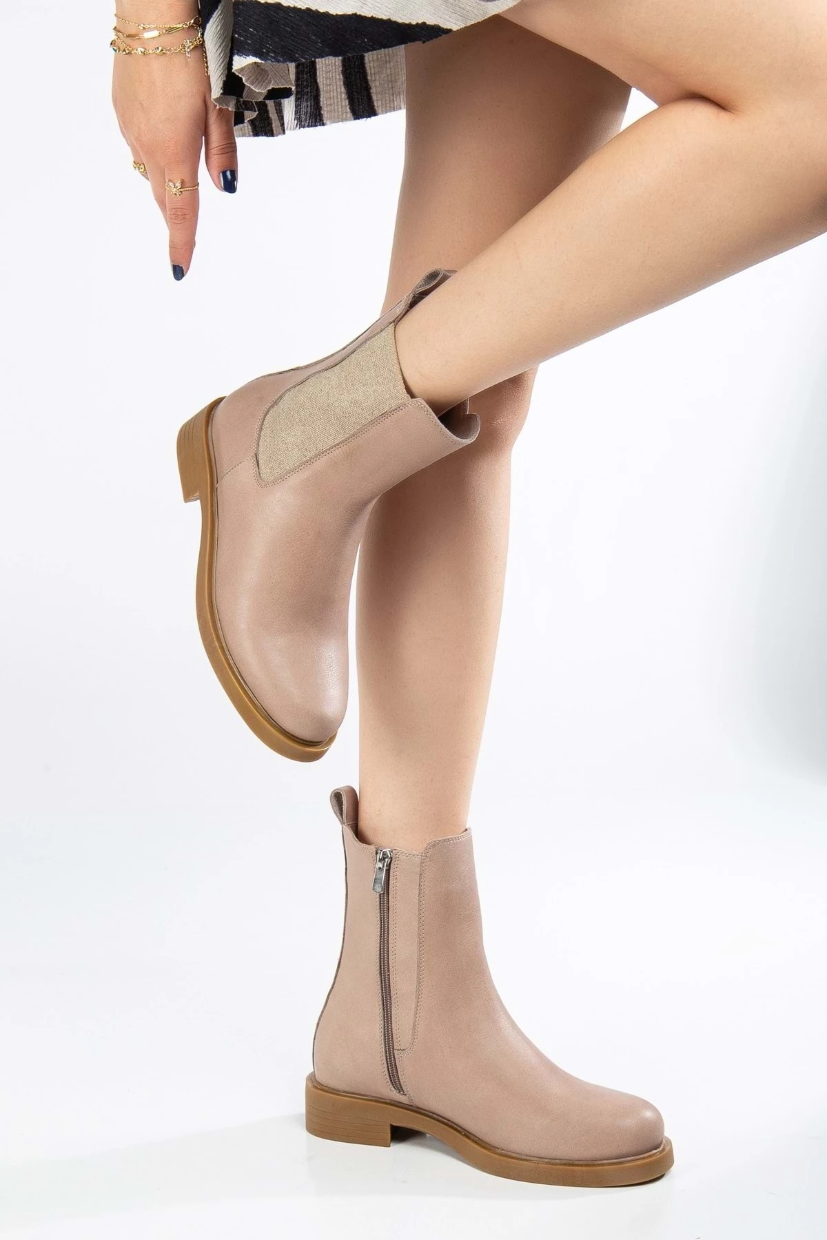 Kadın Hakiki Deri Lastikli Rahat Bot - TAŞ