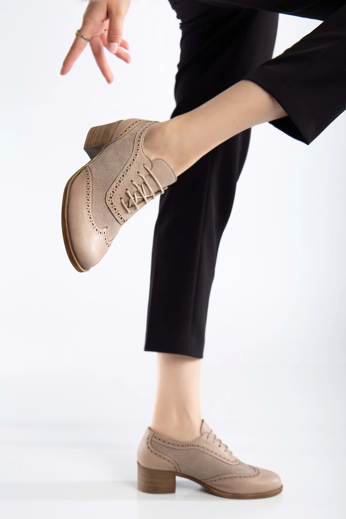 Kadın Hakiki Deri Topuklu Oxford Ayakkabı