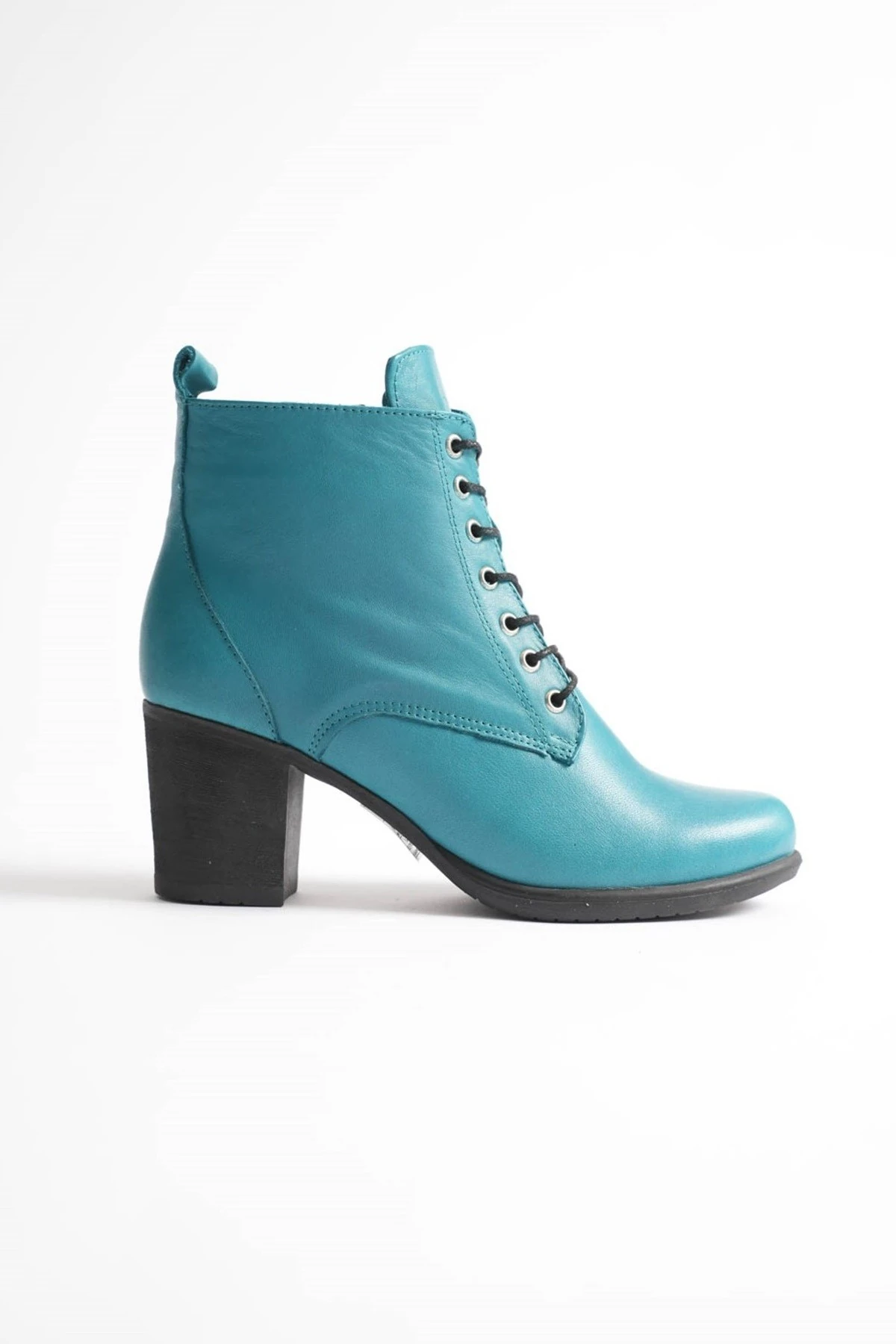 Kadın Hakiki Deri Bağcıklı Topuklu Bot