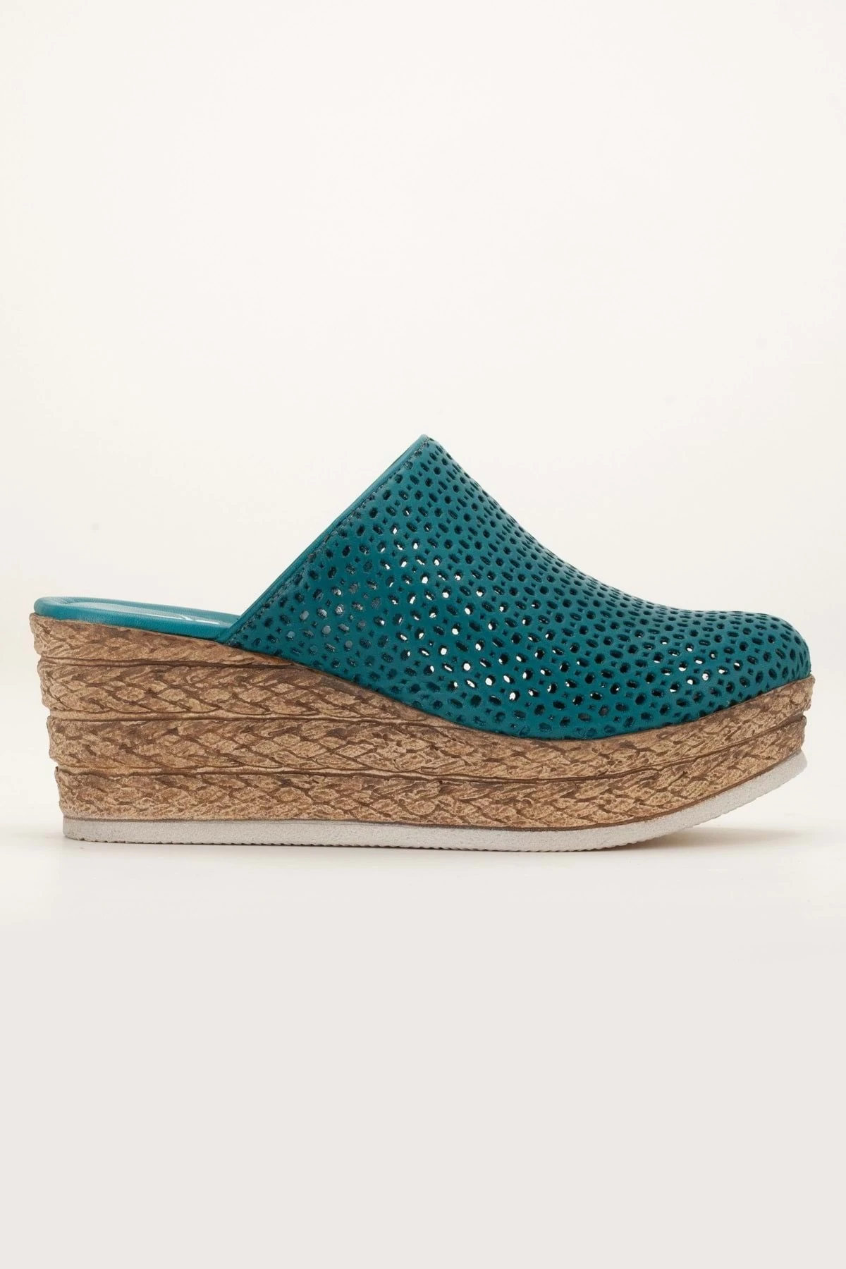 Kadın Hakiki Deri Burnu Kapalı Dolgu Topuk Terlik - Ocean Depths