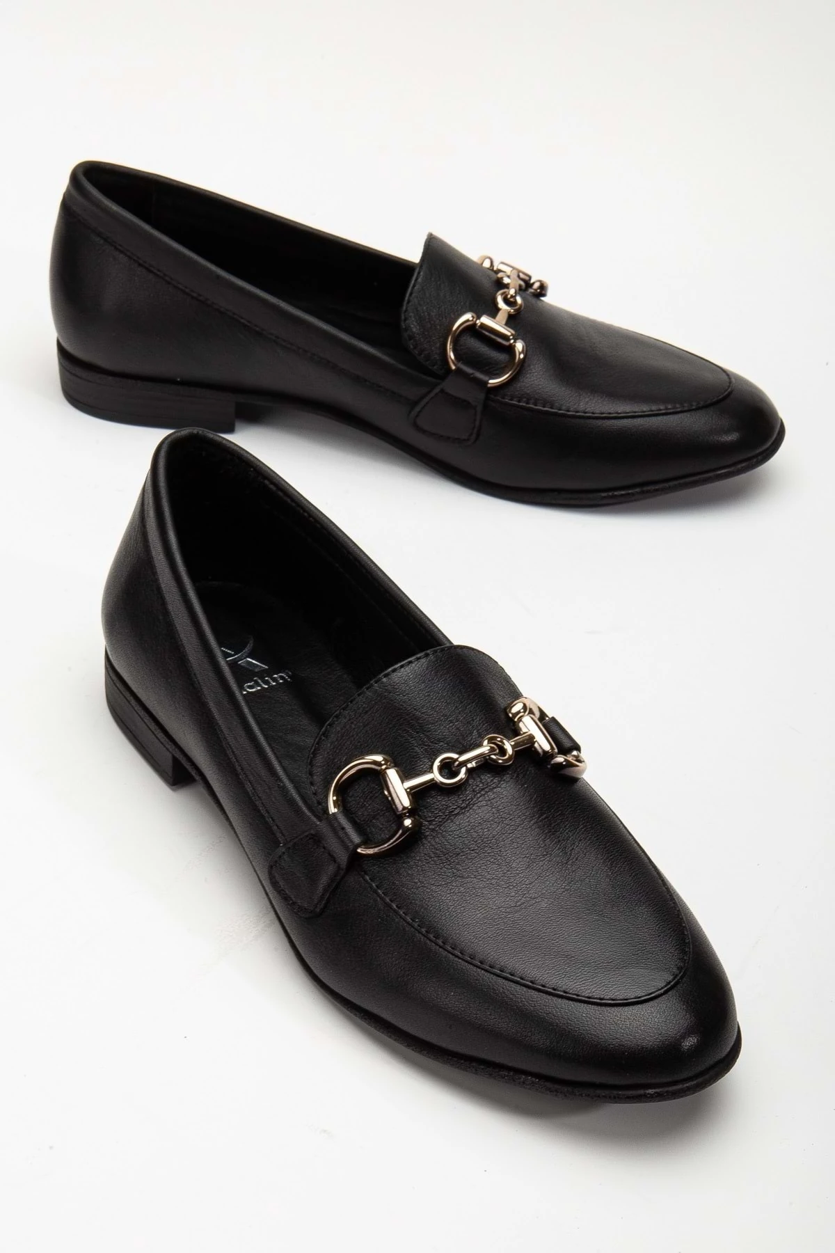 Kadın Hakiki Deri Tokalı Babet - SİYAH