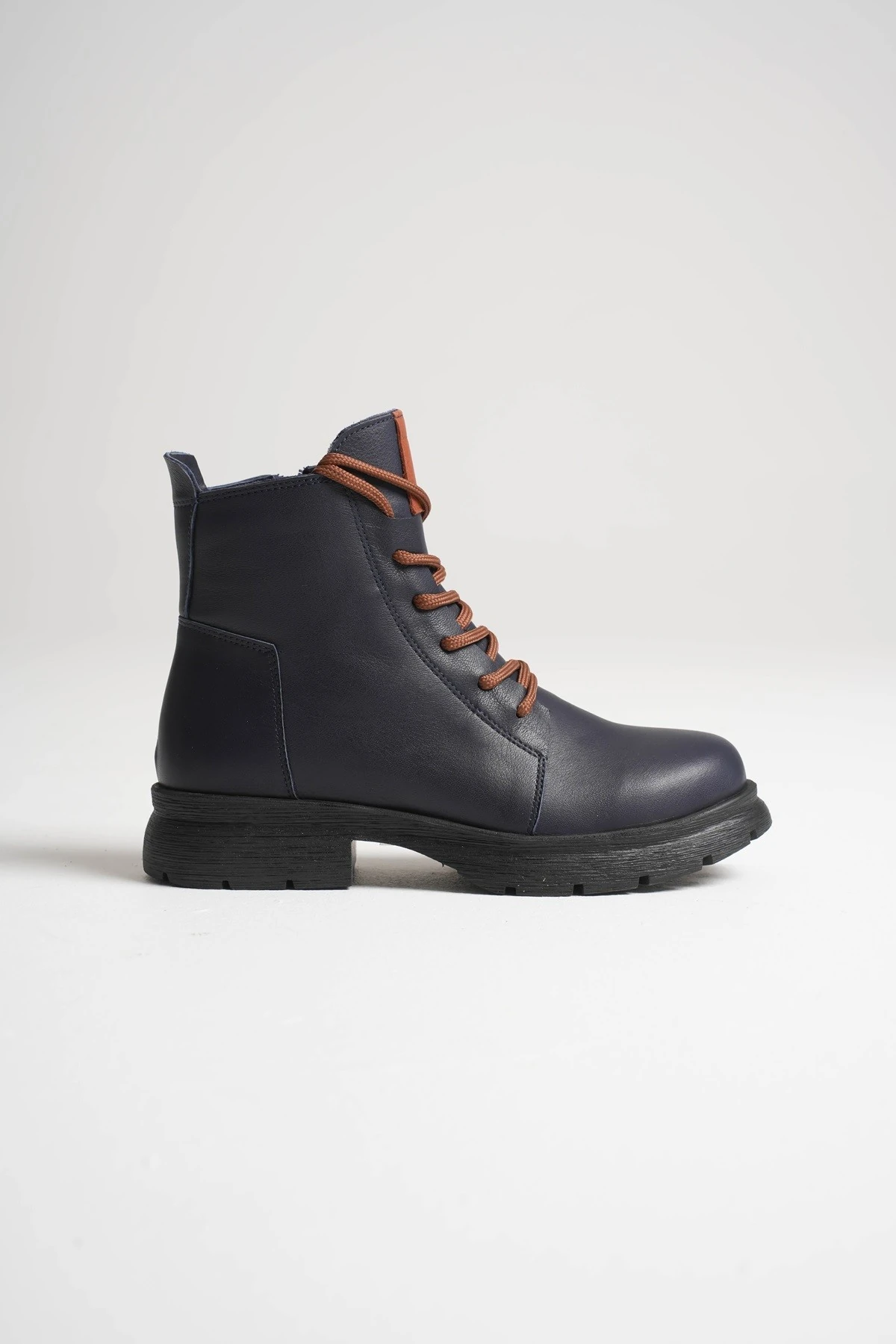 Kadın Hakiki Deri Fermuarlı Bağcıklı Günlük Bot