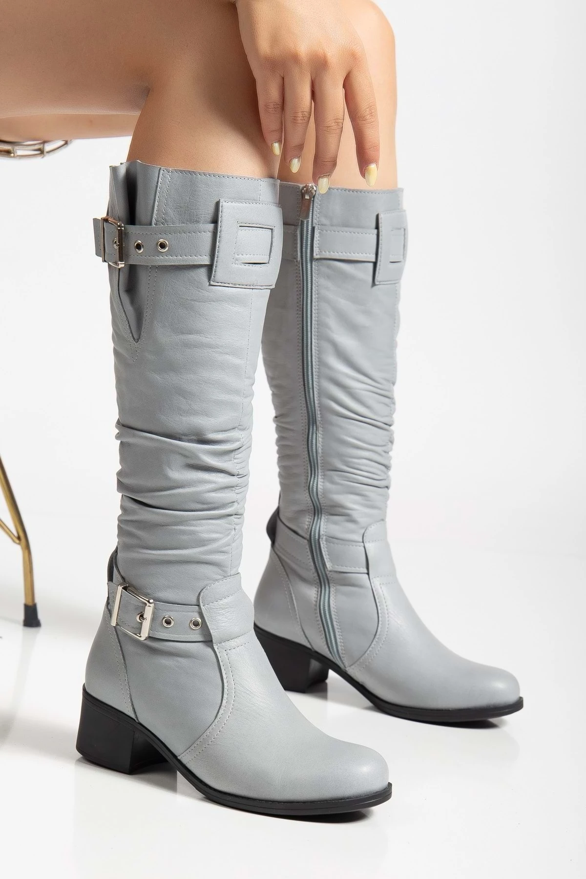 Kadın Hakiki Deri Körüklü Ayarlanabilir Tokalı Çizme - GRİ