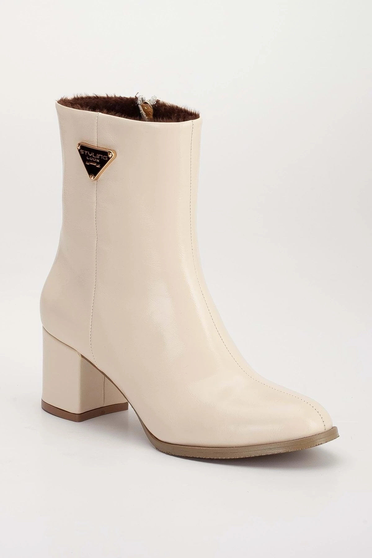 Kadın Hakiki Deri Aksesuarlı Topuklu Bot - BEJ RUGAN