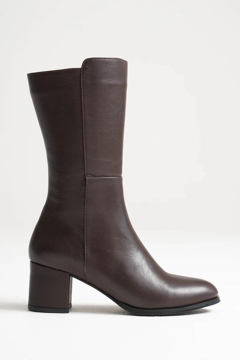 Kadın Hakiki Deri Şık Topuklu Çizme - Ceviz