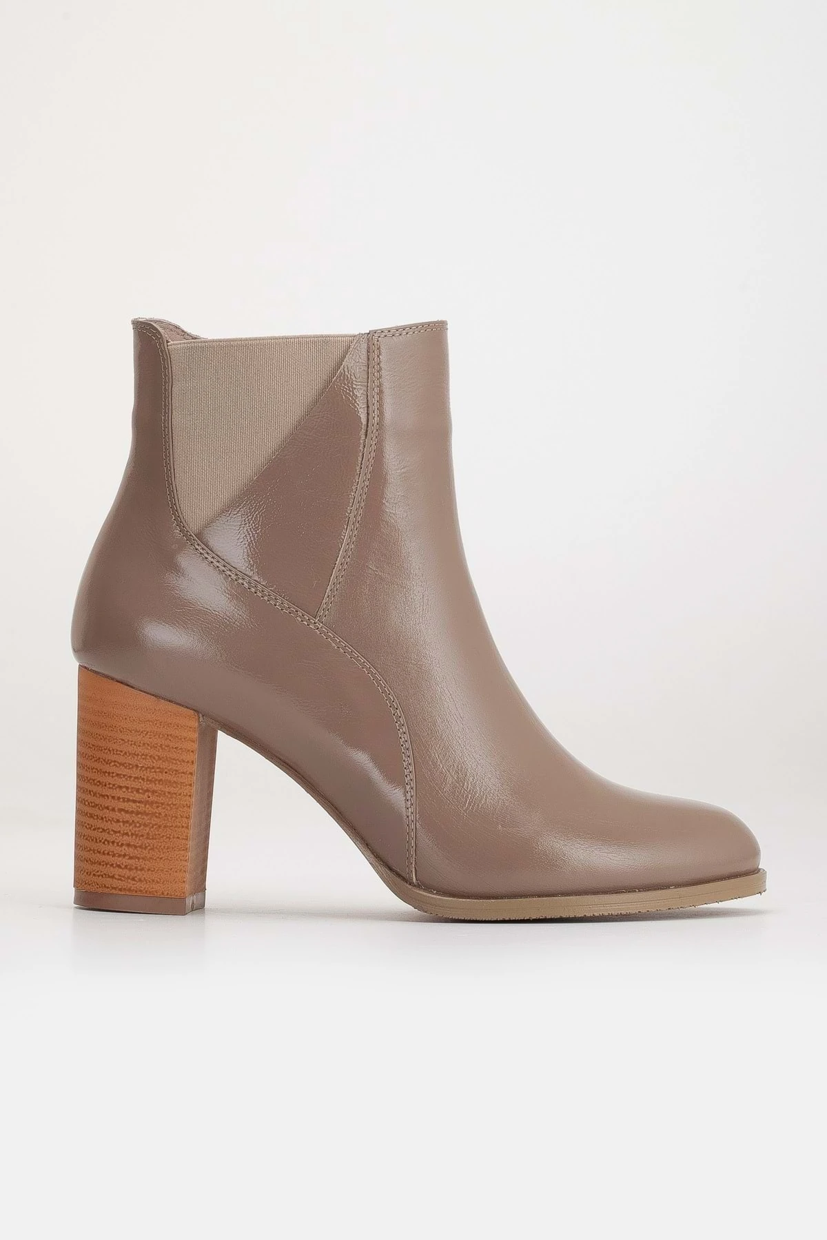 Kadın Hakiki Deri Lastikli Topuklu Bot