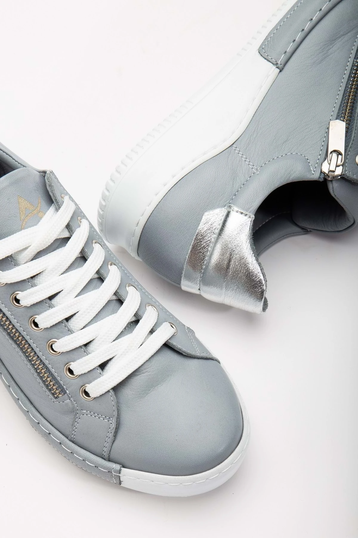 Kadın Hakiki Deri Fermuarlı Spor Ayakkabı - GRİ