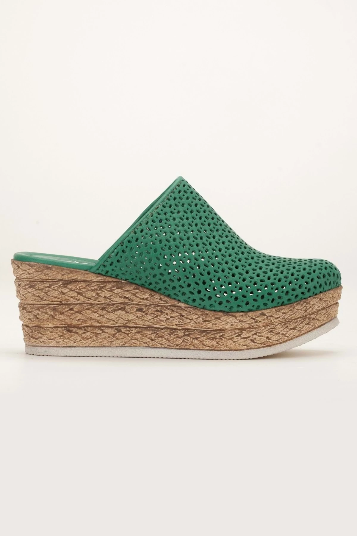 Kadın Hakiki Deri Burnu Kapalı Dolgu Topuk Terlik - Pine