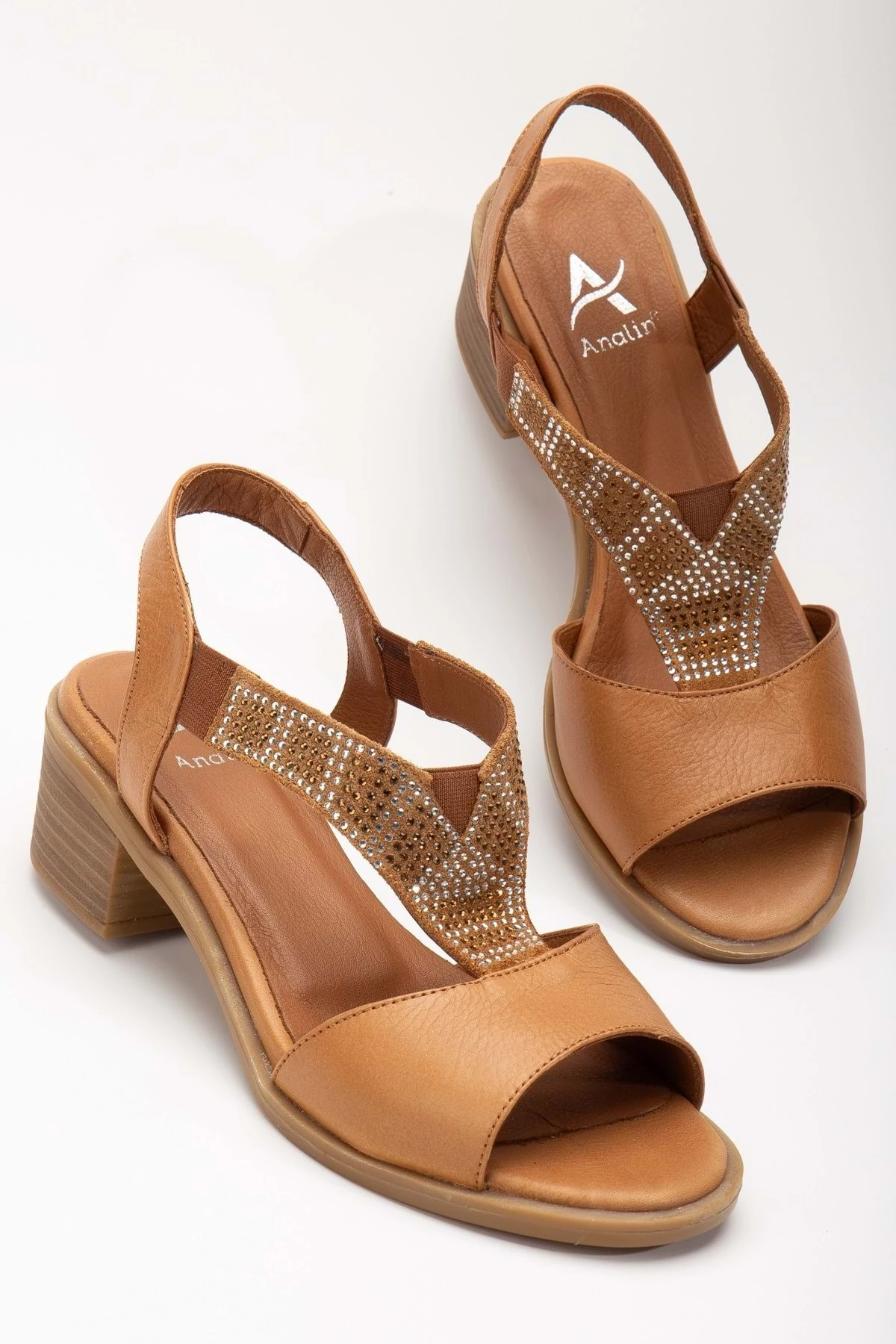 Kadın Hakiki Deri Lastikli Rahat Taşlı Sandalet