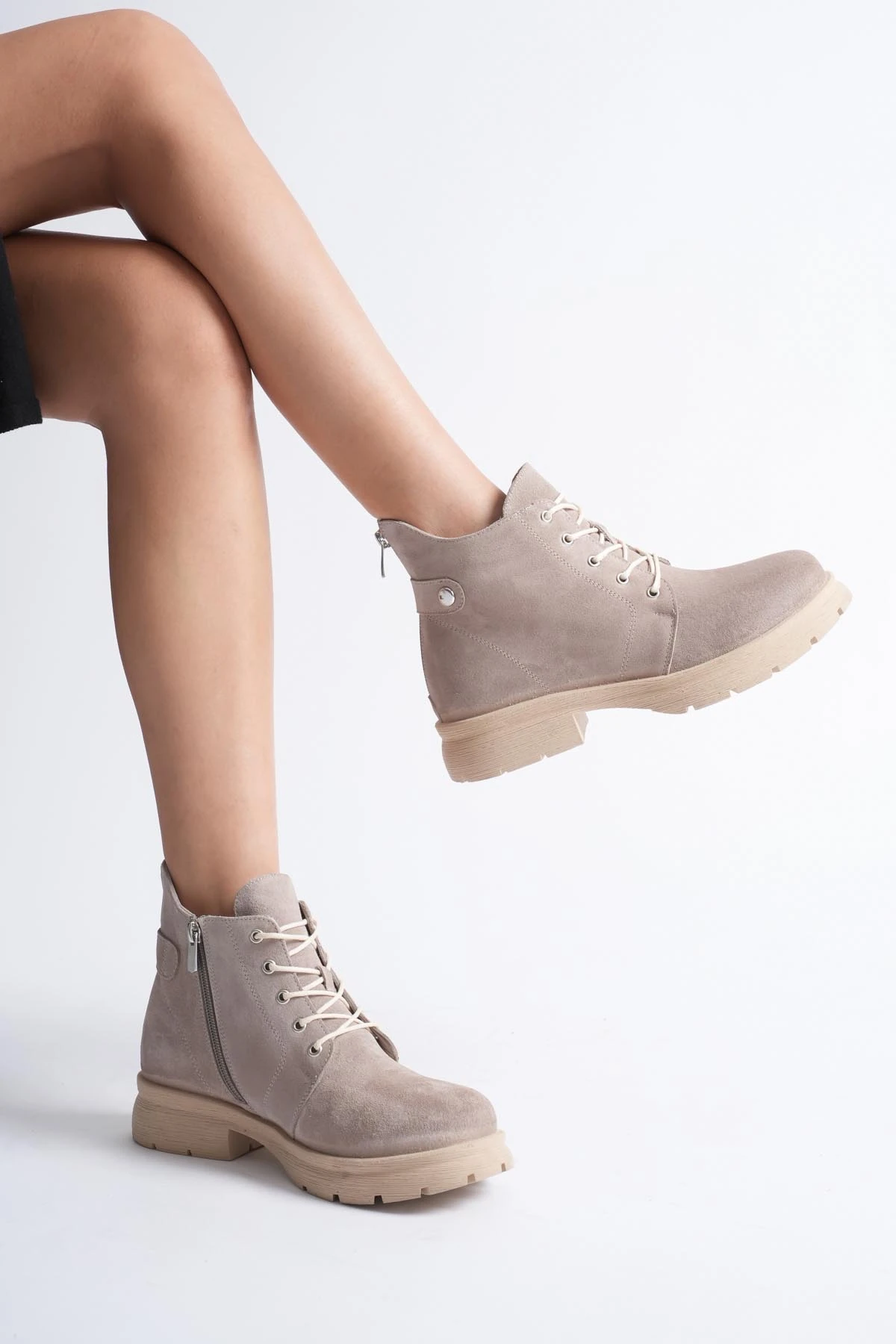Kadın Hakiki Deri Arkadan Fermuarlı Bot - Taş Rengi