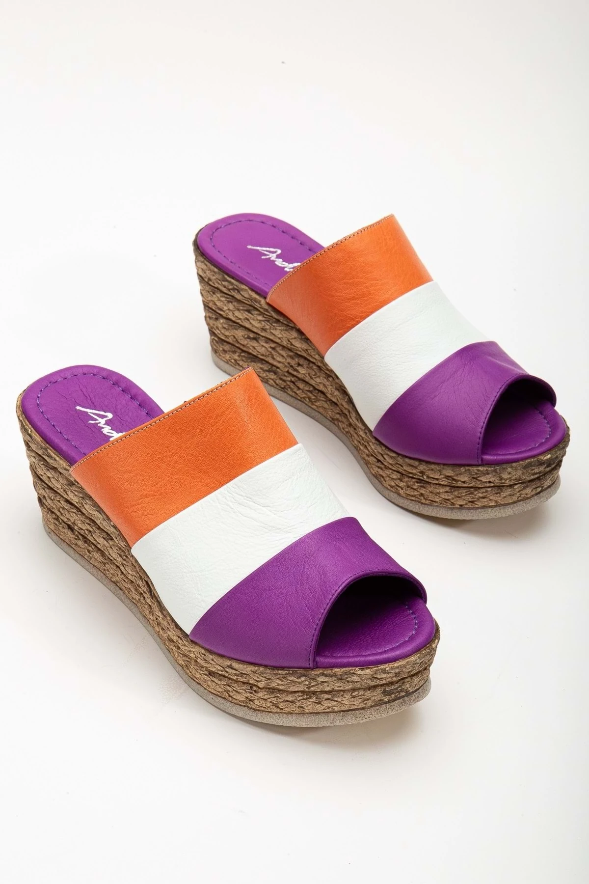 Kadın Hakiki Deri Dolgu Topuk Terlik - RENKLİ