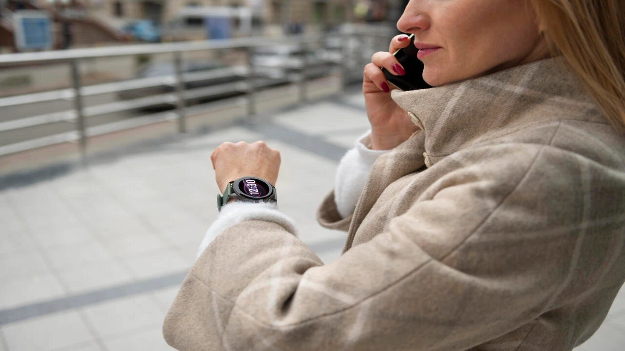 Seyahat Severler İçin En Pratik Akıllı Saat Aksesuarları