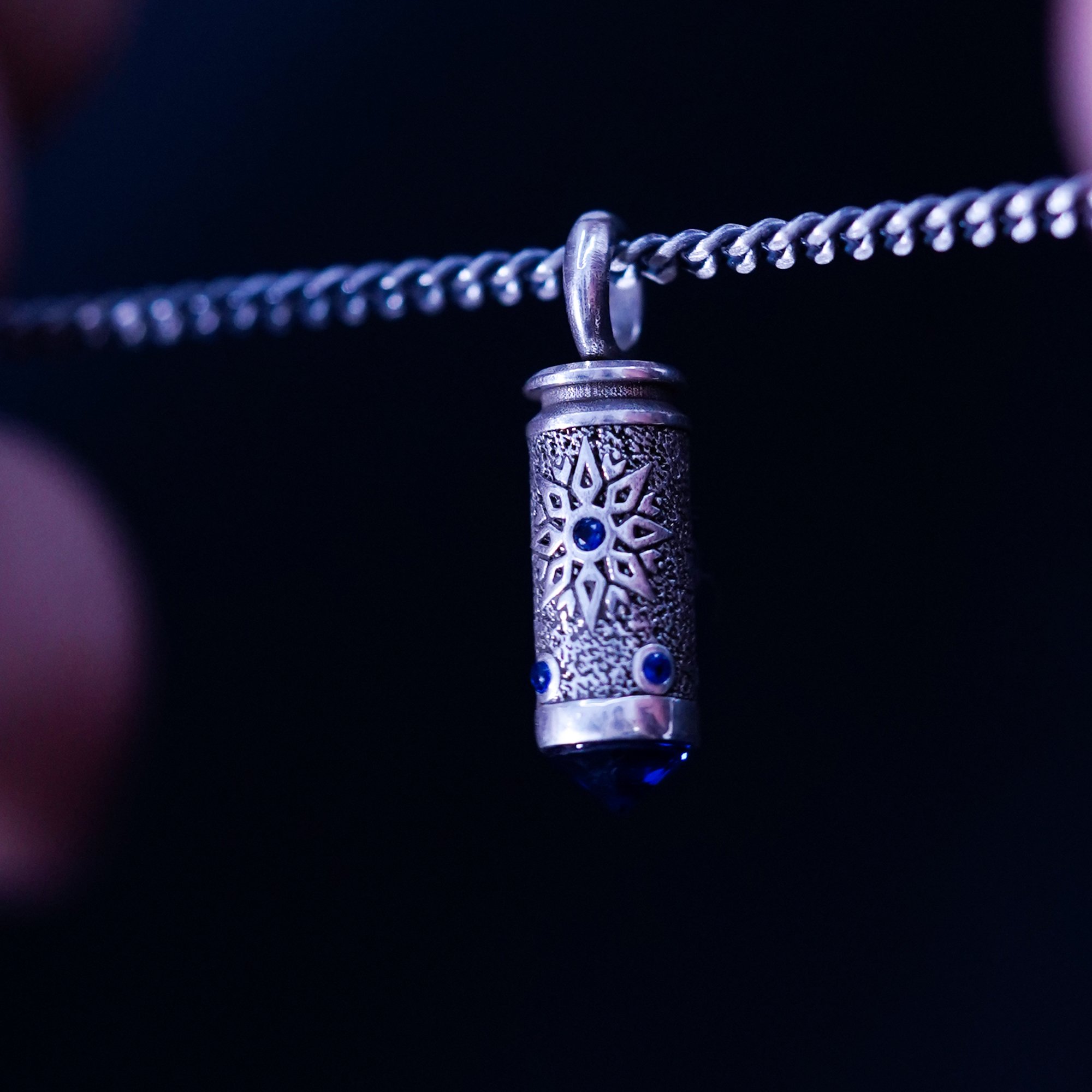 Oxide Silver Sapphire Stone Necklace