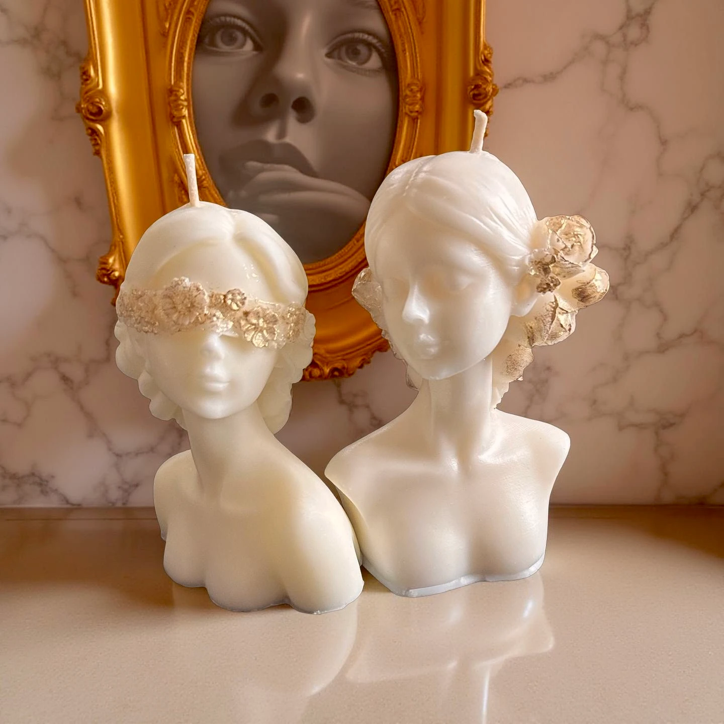 Altın Çiçek Detaylı İkili Büst Mum Seti