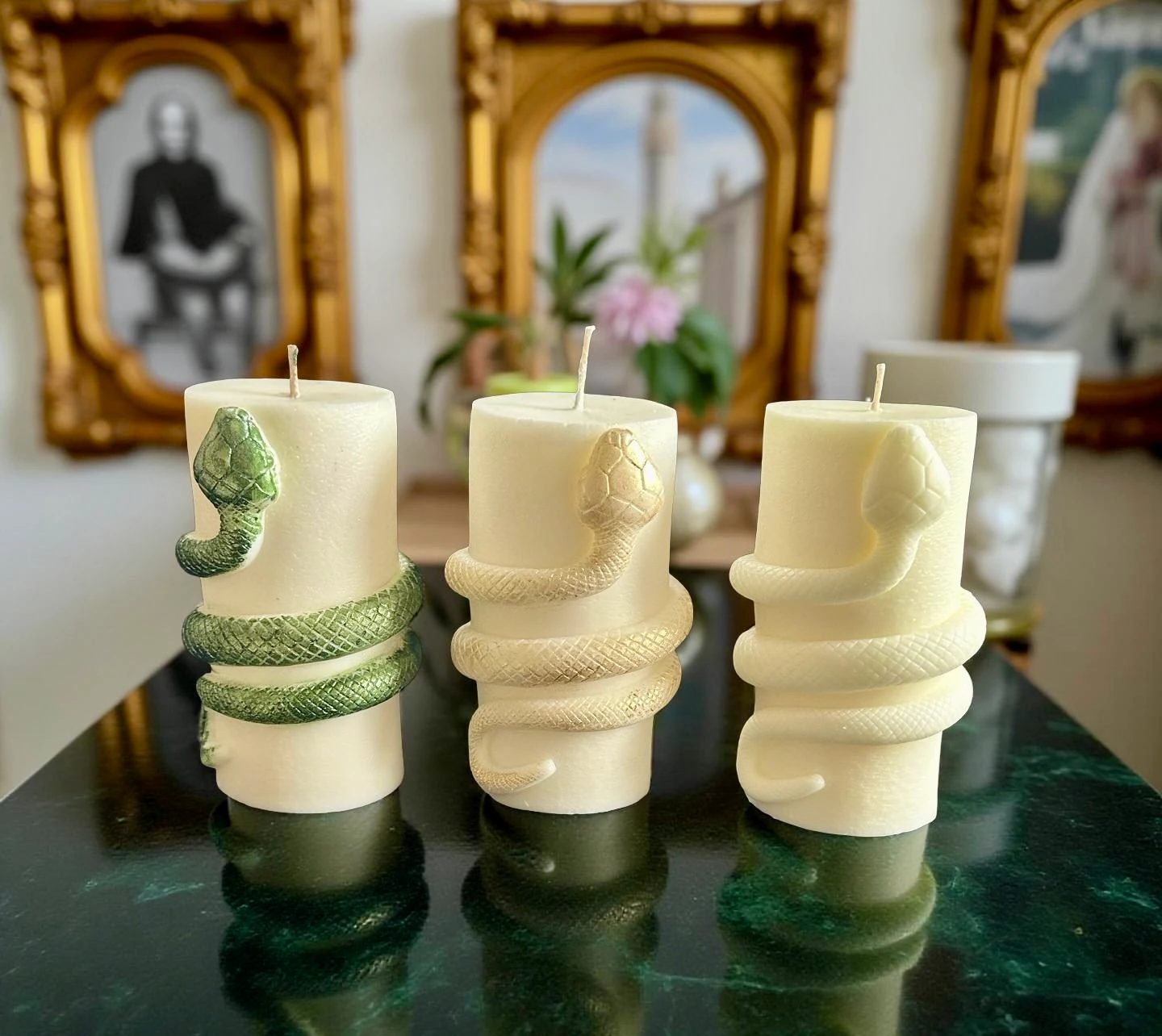 3 lü Yılan Motifli Dekoratif Sütun Mum