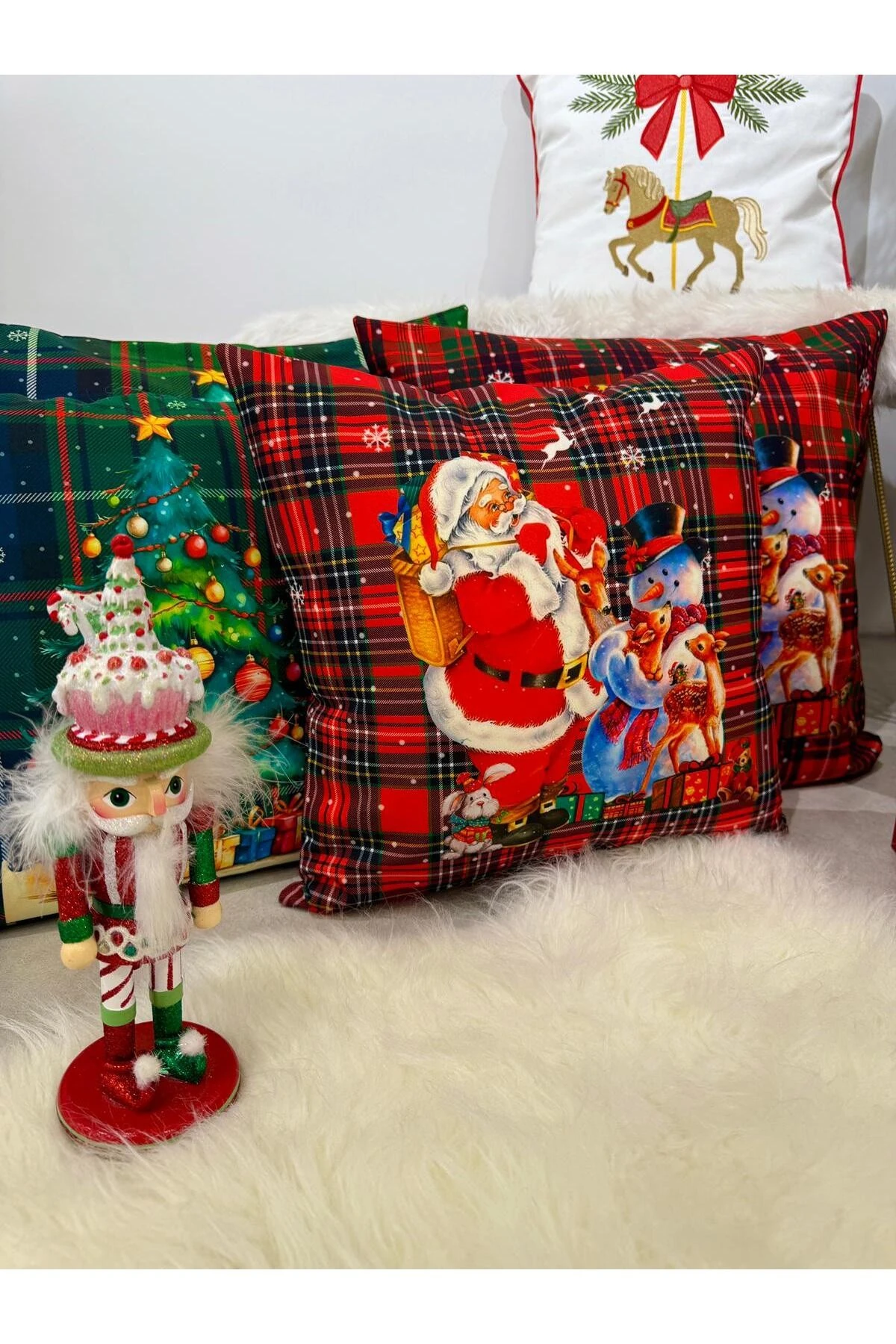 Mof Collection Baskılı Noel Baba Kırlent Kılıfı