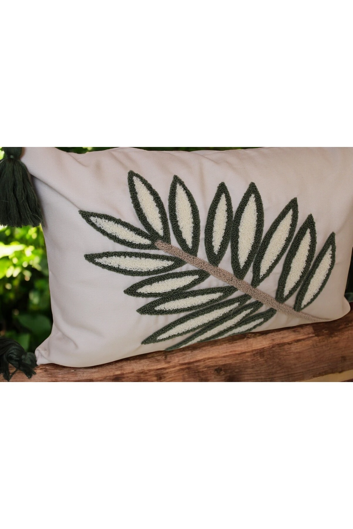 Mof Home Collection Yaprak Desen Punch Kırlent Kılıfı