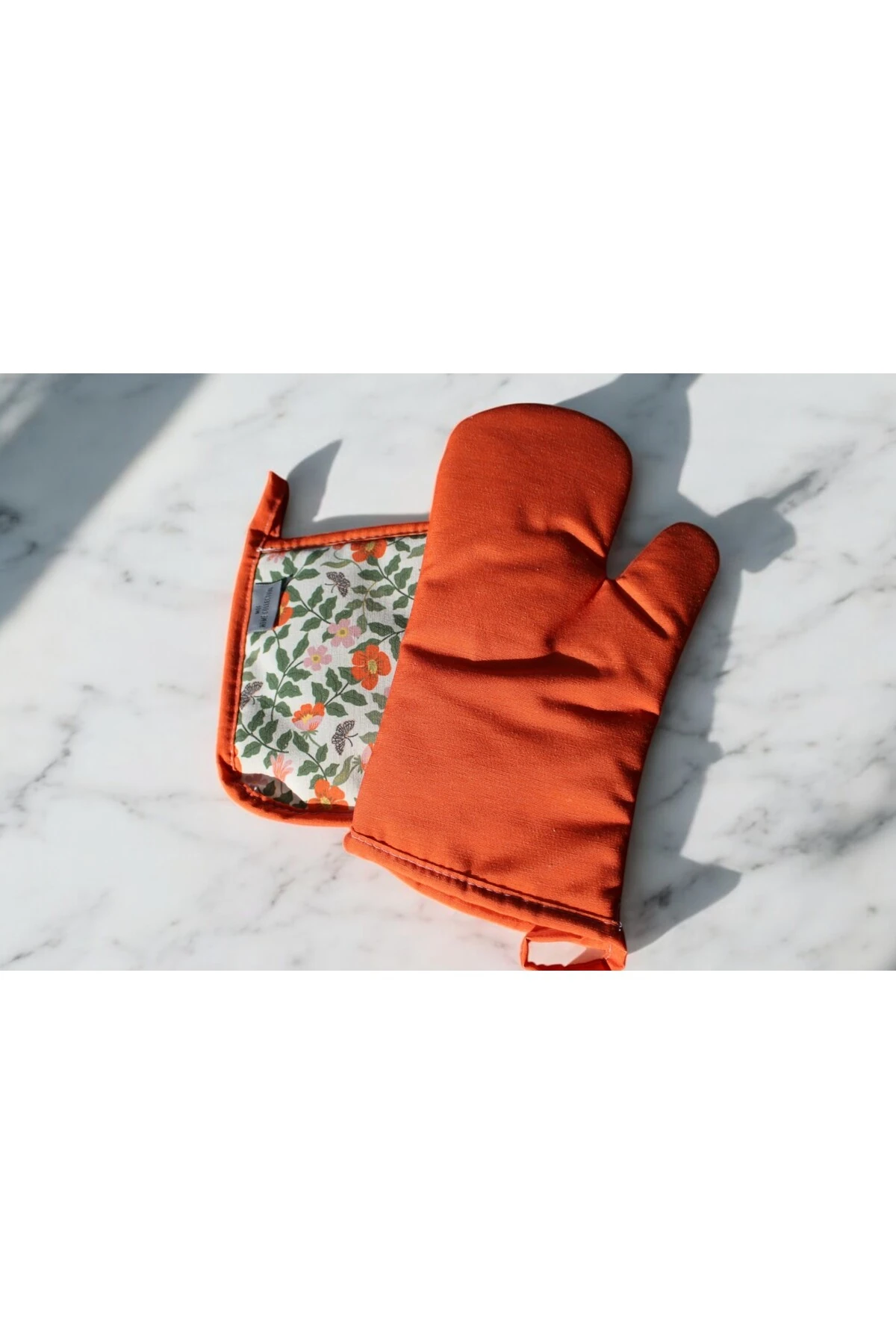 Mof Collection Turuncu Çiçekler Serisi Mutfak Önlüğü Seti