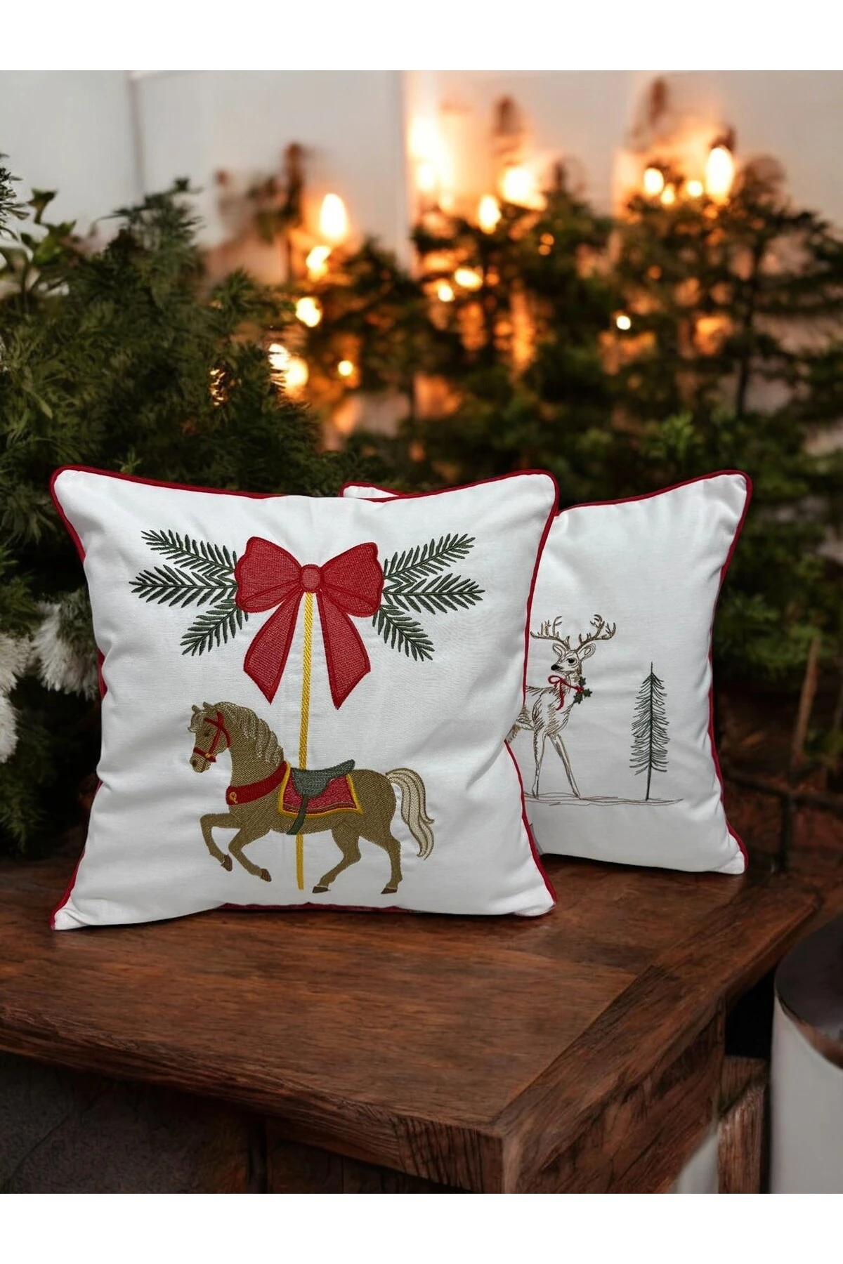 Mof Collection Nakışlı Biyeli At Desenli Kırlent Kılıfı