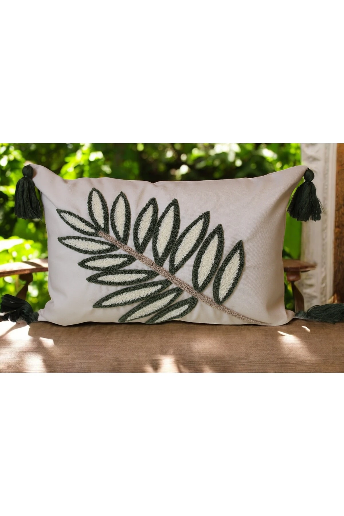 Mof Home Collection Yaprak Desen Punch Kırlent Kılıfı