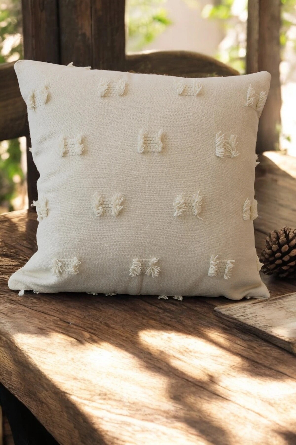 Mof Home Collection Kelebek Puantiye Kırlent Kılıfı