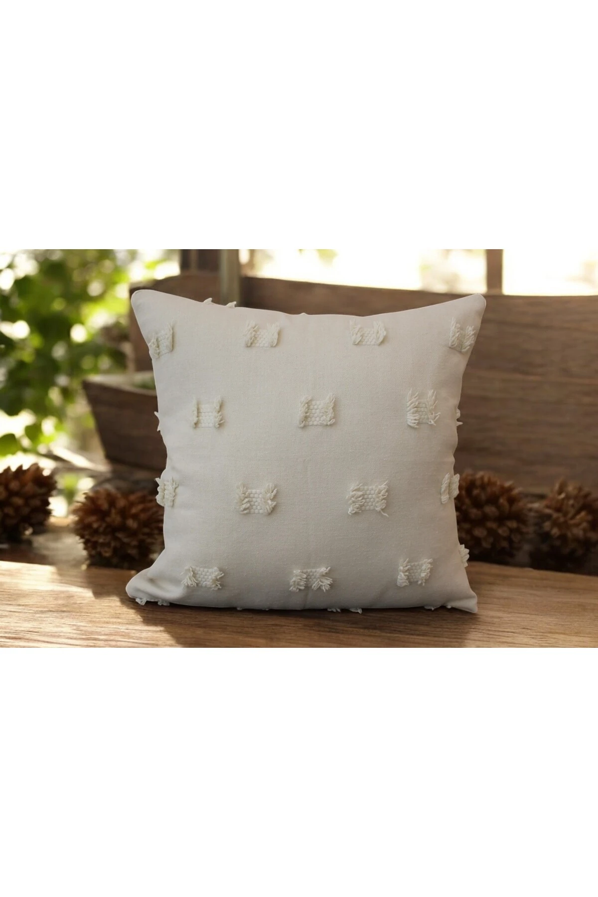 Mof Home Collection Kelebek Puantiye Kırlent Kılıfı