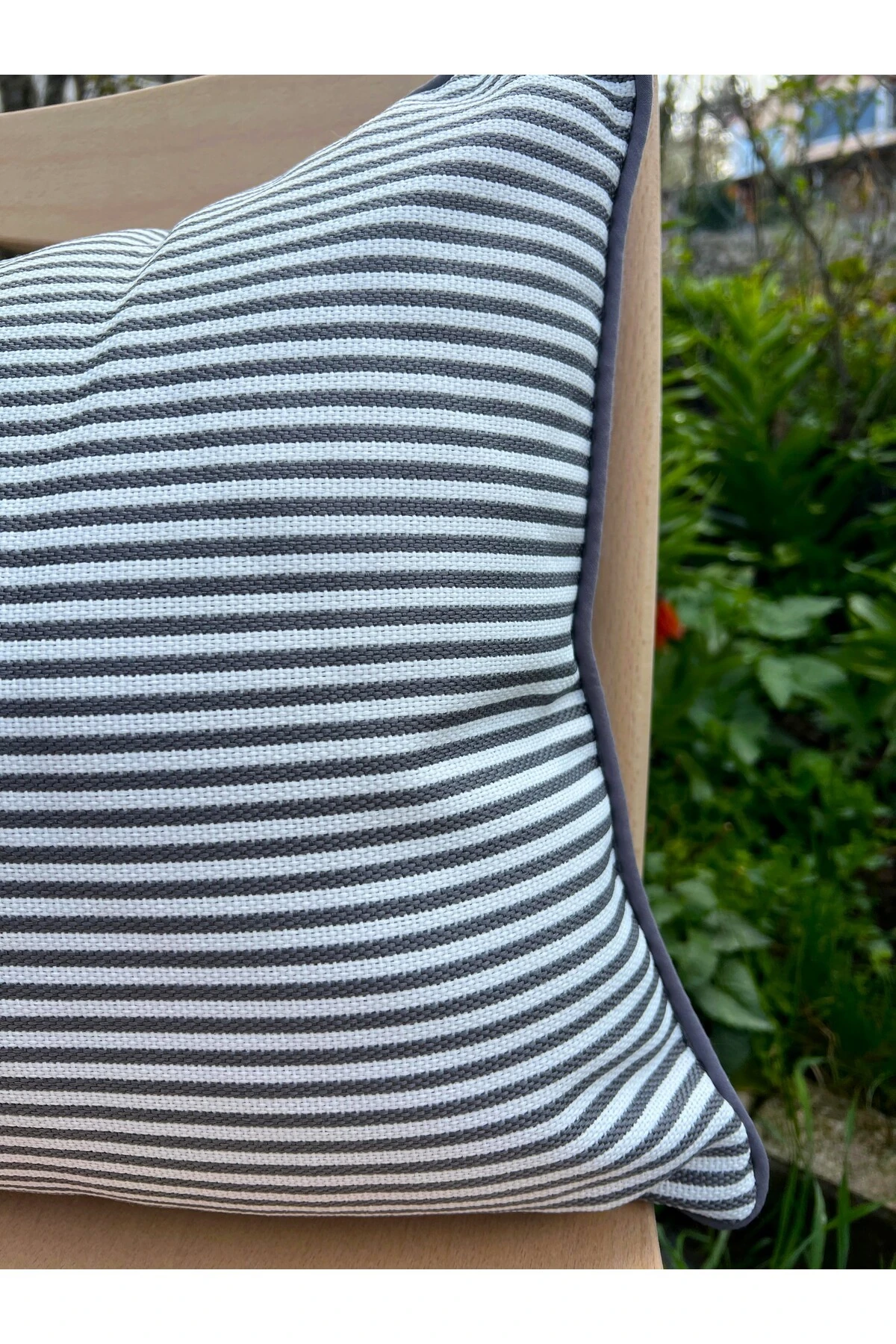 Mof Home Collection Çizgili Biyeli Outdoor Kırlent Kılıfı